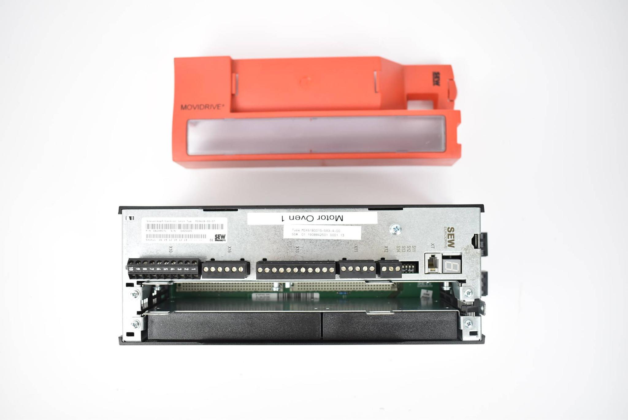 Produktfoto 2 von SEW Movidrive 3x380..500V 3,6A MDX61B0015-5A3-4-00 + MDX60A0015-5A3-4-00