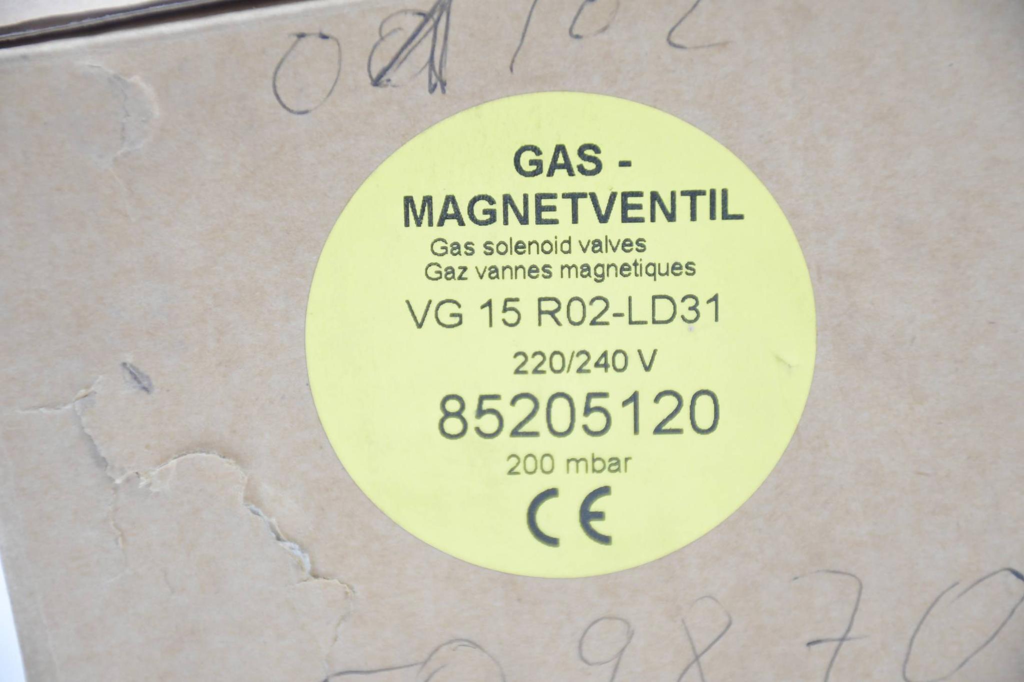 Produktfoto 3 von Krom Schröder Gas-Magnetventil VG 15 R02LD31 85205120 ( VG15R02LT31D )