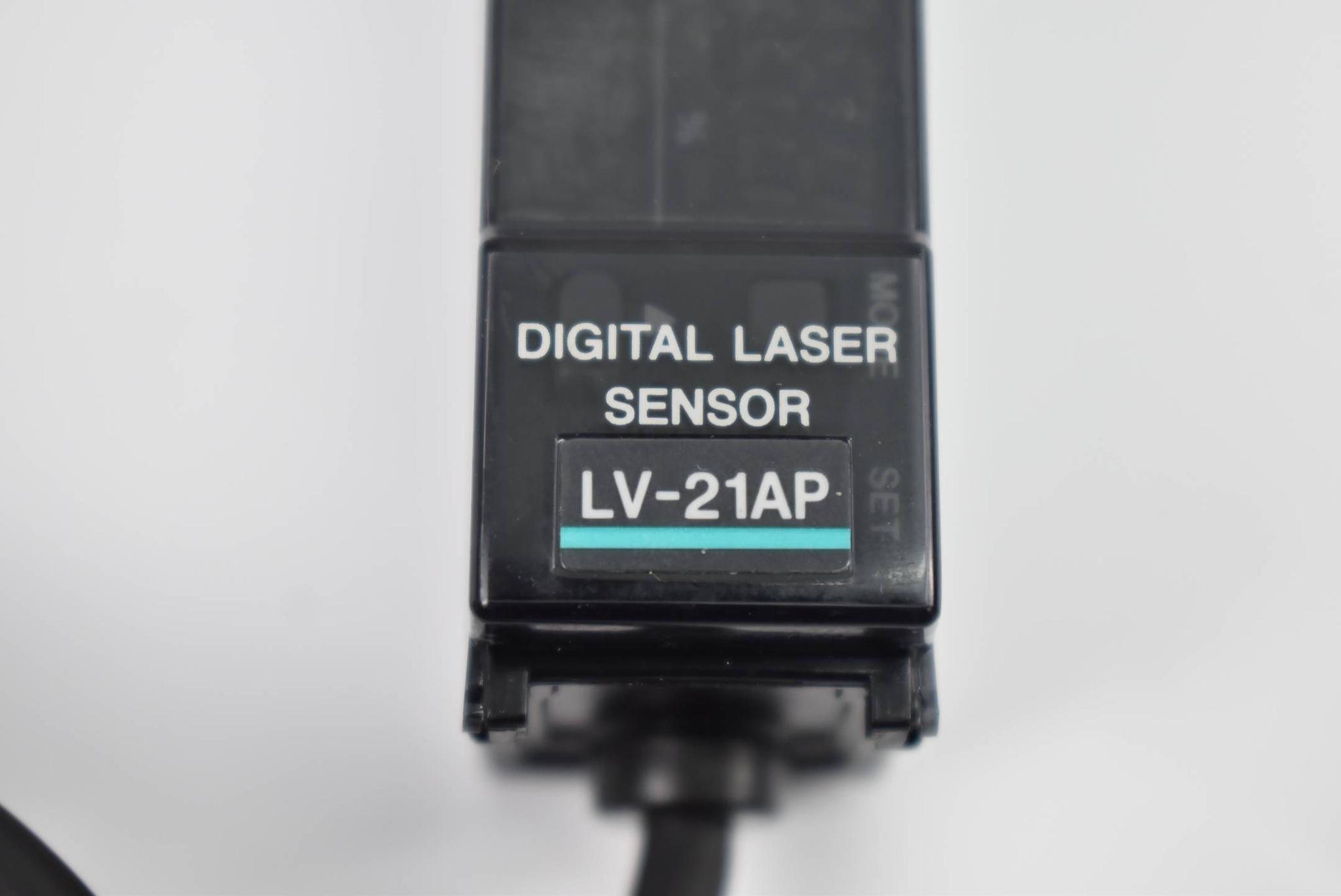 Produktfoto 2 von Keyence Digital Laser Sensor LV-21AP ( 12-24 VDC )