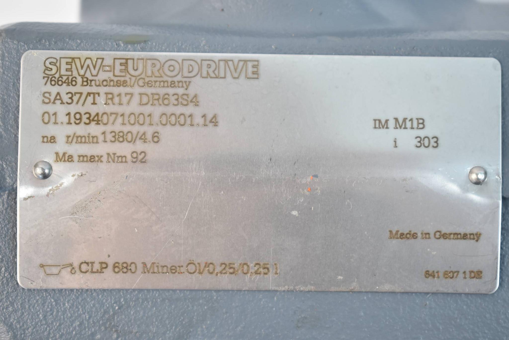 Produktfoto 3 von SEW eurodrive Getriebemotor SA37/T R17 DR63S4 ( 0,12/0,12 S1 kW 1380/4,6r/min. )