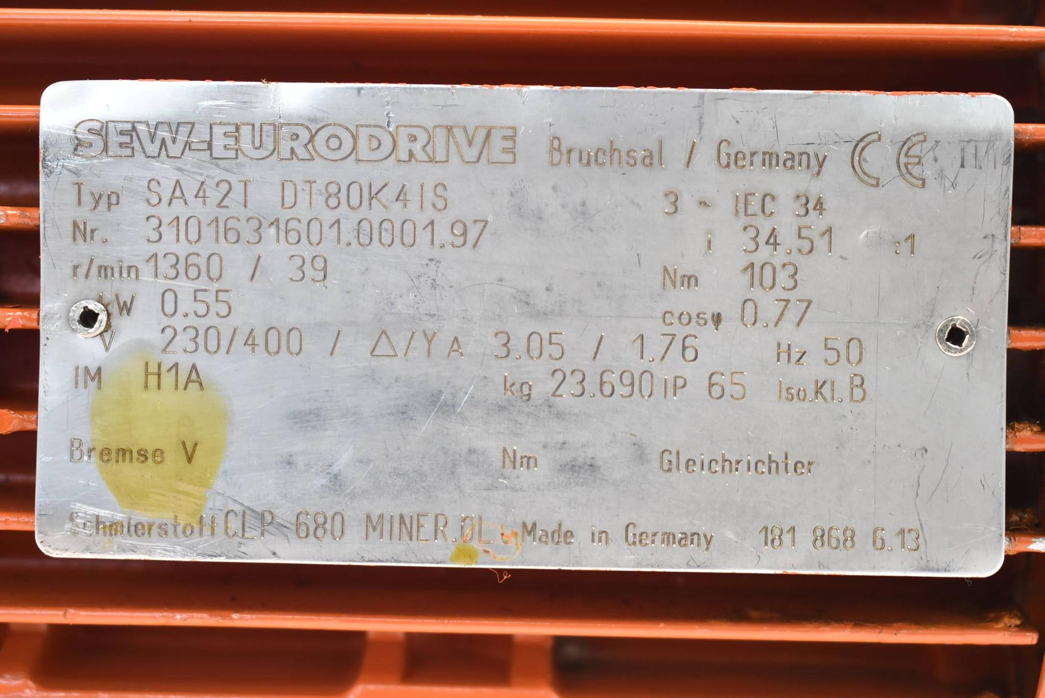 Produktfoto 3 von SEW eurodrive Getriebemotor SA42T DT80K4IS ( 0,55kW 1360r/min. 50Hz 230-400V )