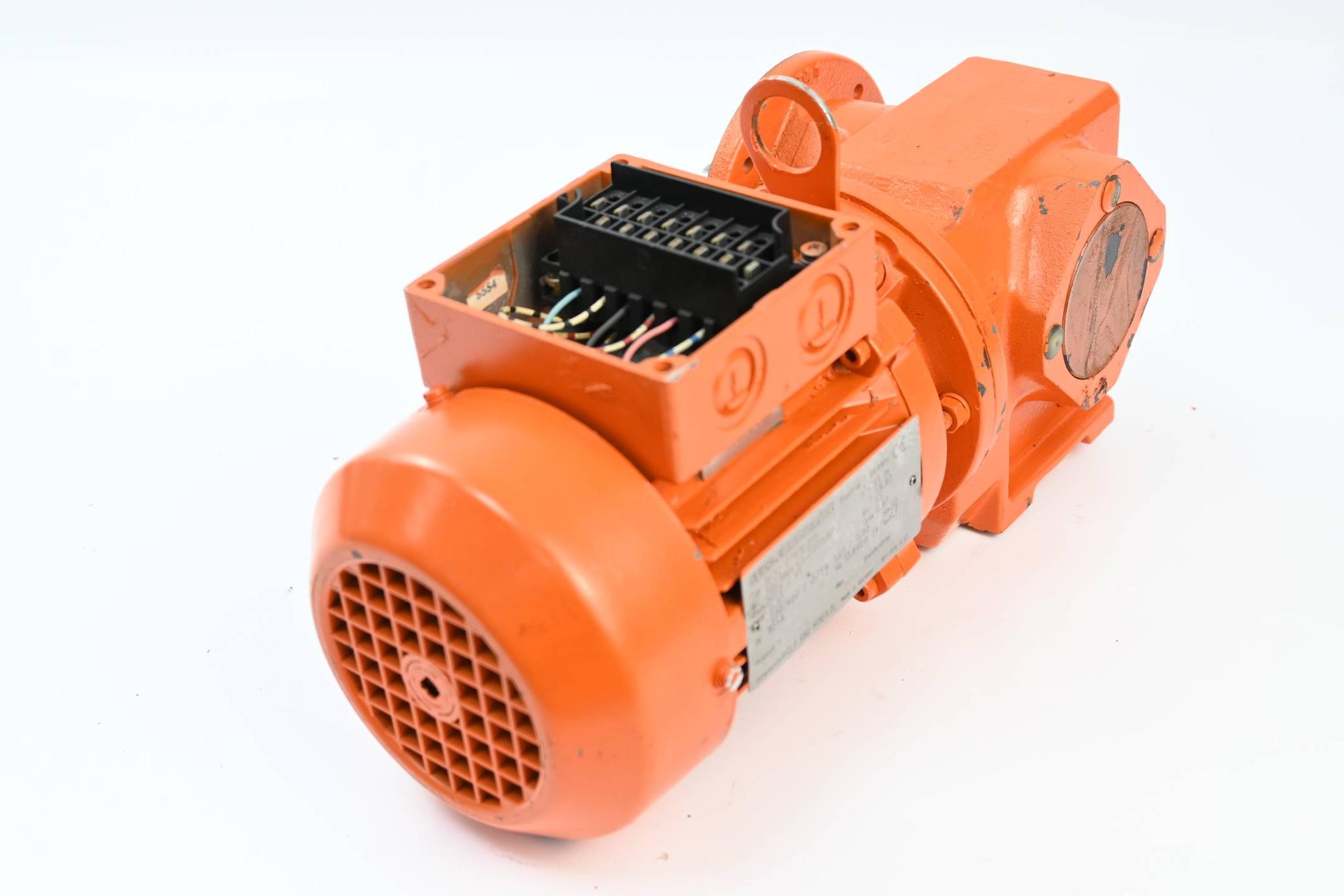 Produktfoto 1 von SEW-Eurodrive 3~ Getriebemotor SF32 DT63L2IS ( SF32DT63L2IS )