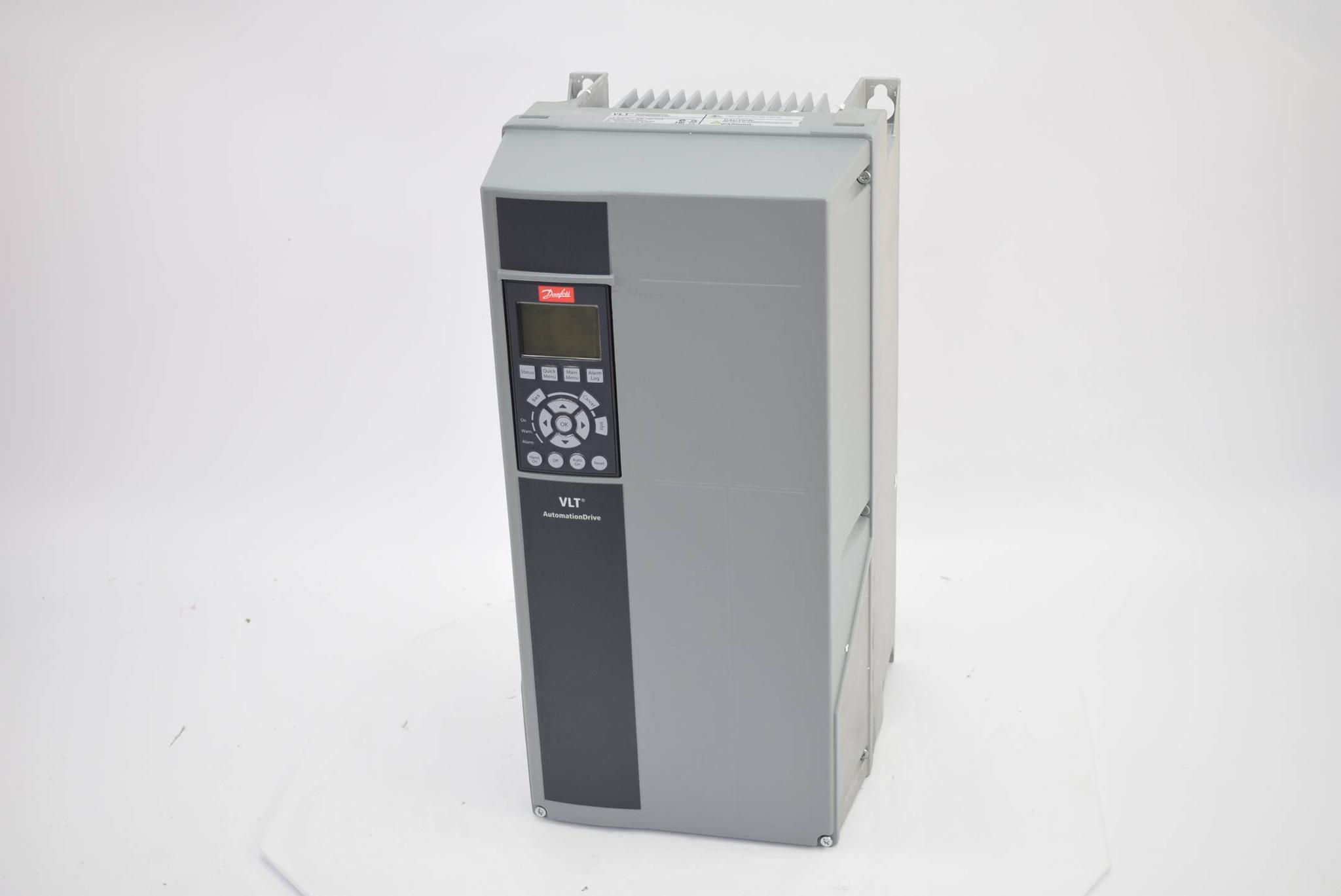 Produktfoto 2 von Danfoss VLT® AutomationsDrive FC-302P15KT5E55H1 ( 131B1167 )