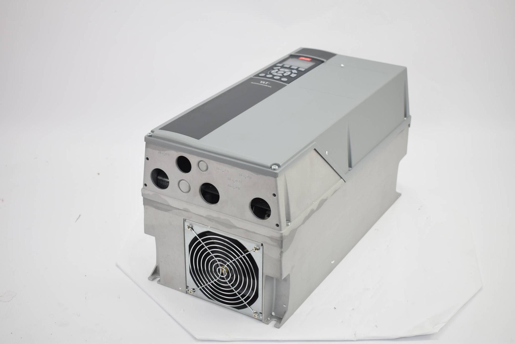 Produktfoto 3 von Danfoss VLT® AutomationsDrive FC-302P15KT5E55H1 ( 131B1167 )