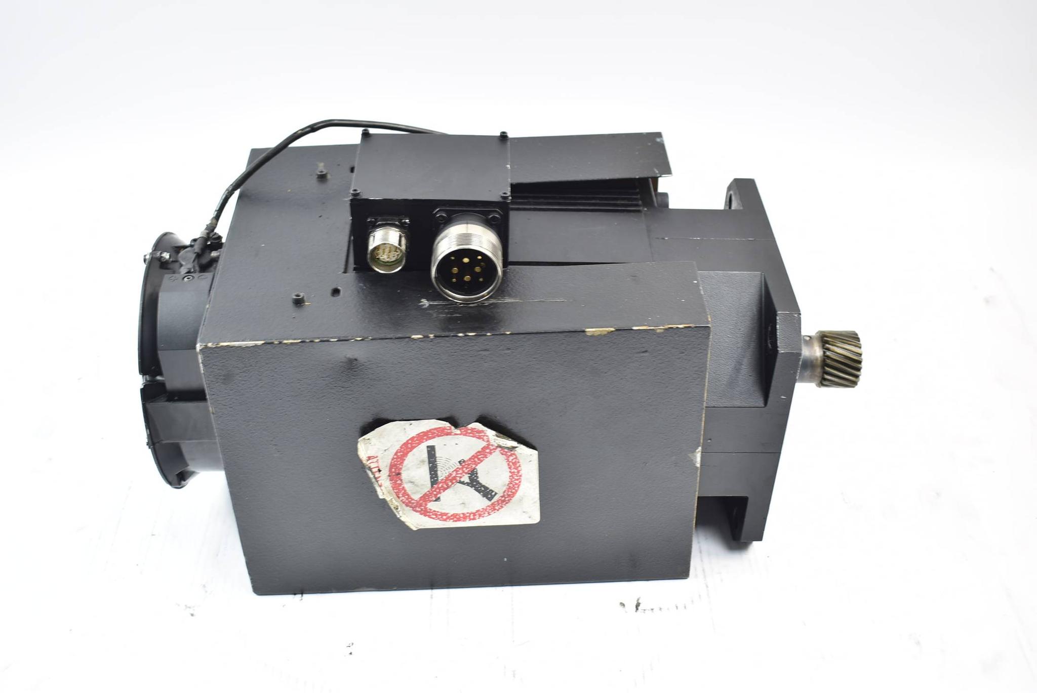 Produktfoto 4 von AEG Permanent Magnet AC Servo Motor MS69C-YYYY-006 ( COMAU 81.6584.00 )