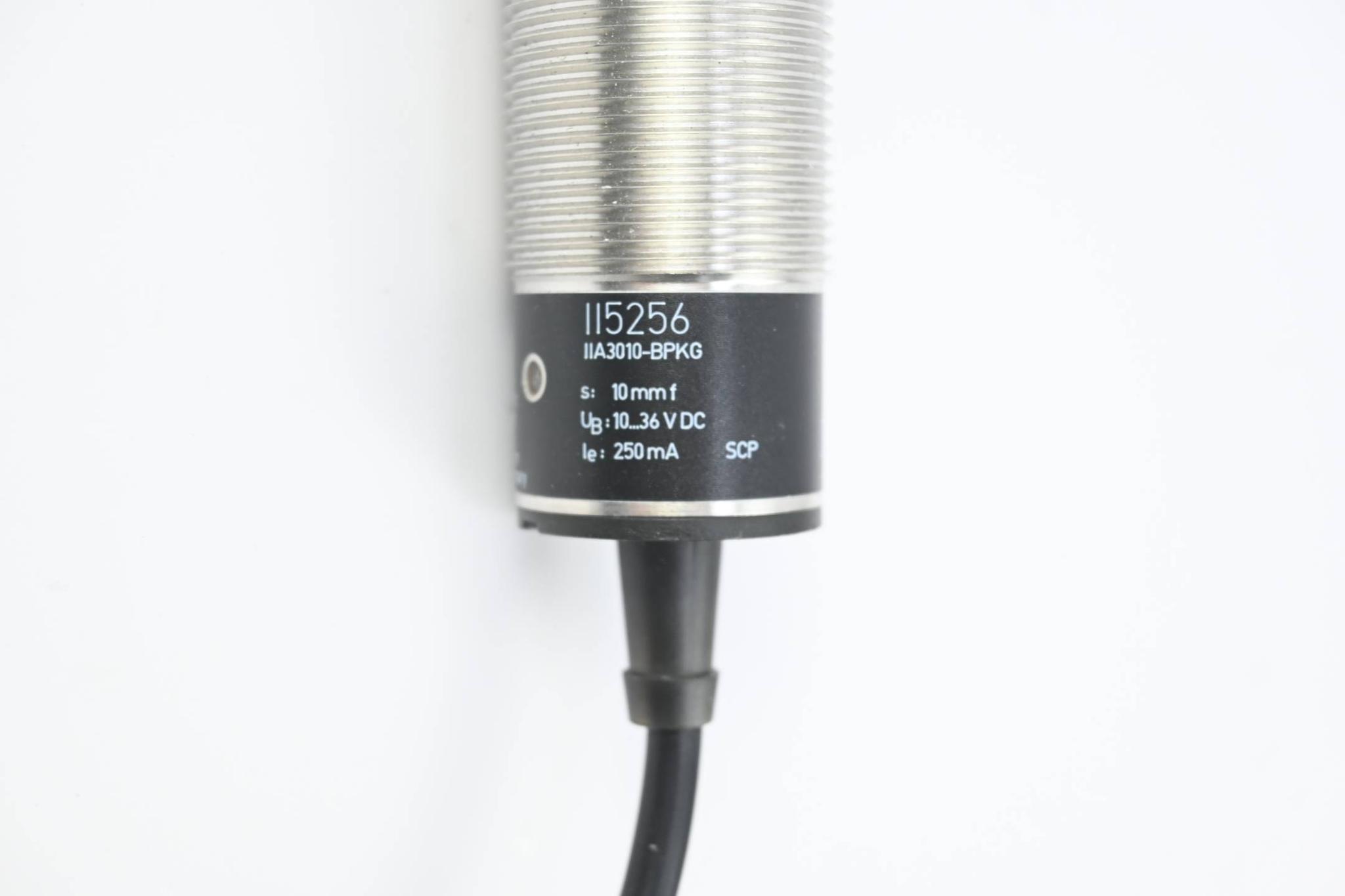 Produktfoto 2 von Ifm Electronic Induktiver Sensor II5256 ( IIA3010-BPKG )