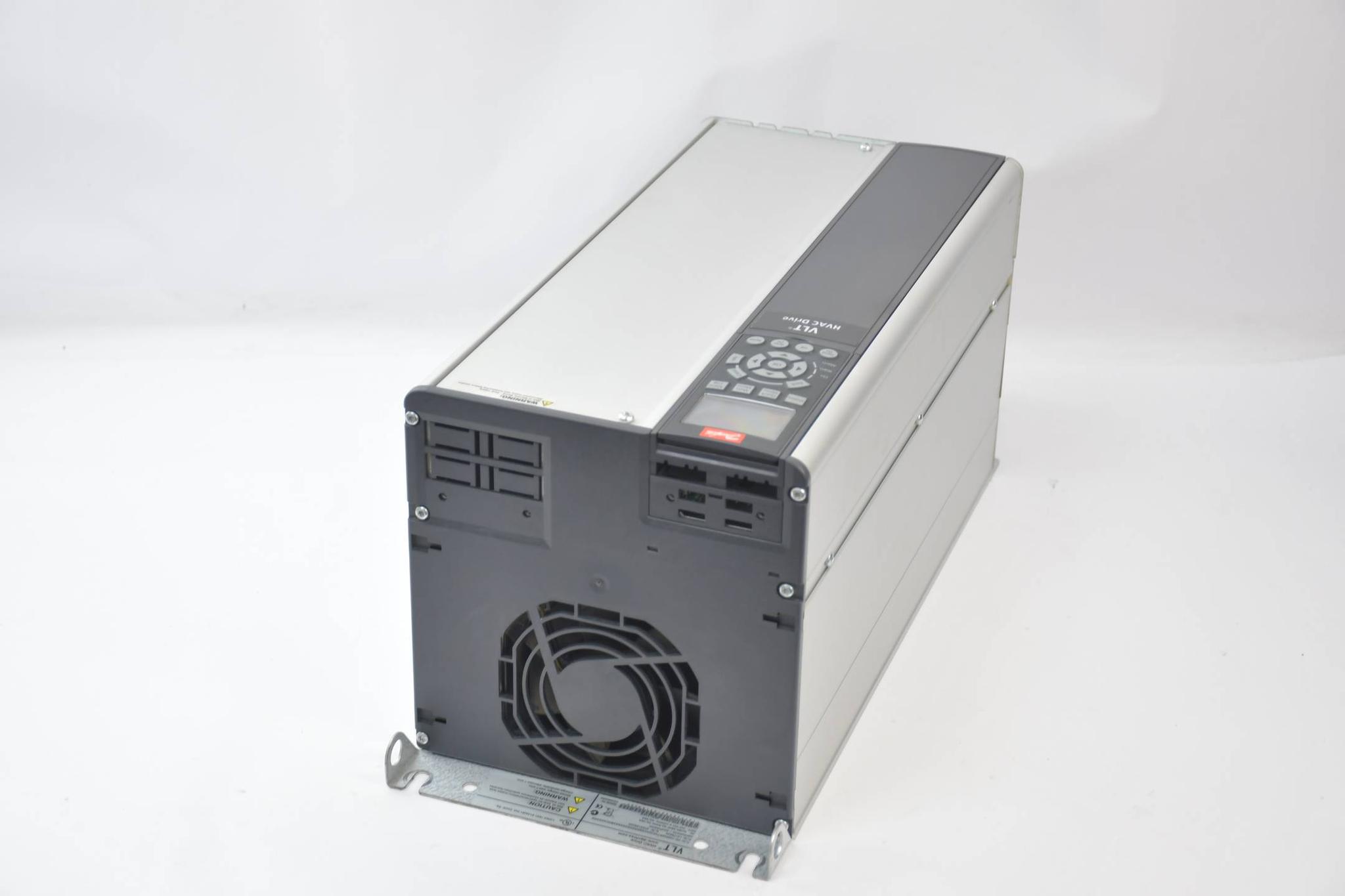 Produktfoto 1 von Danfoss VLT® HVAC Drive FC-102 FC-102P22KT4E20H1XGXXXXSXXXXAXBXCXXXXDX 131F6629