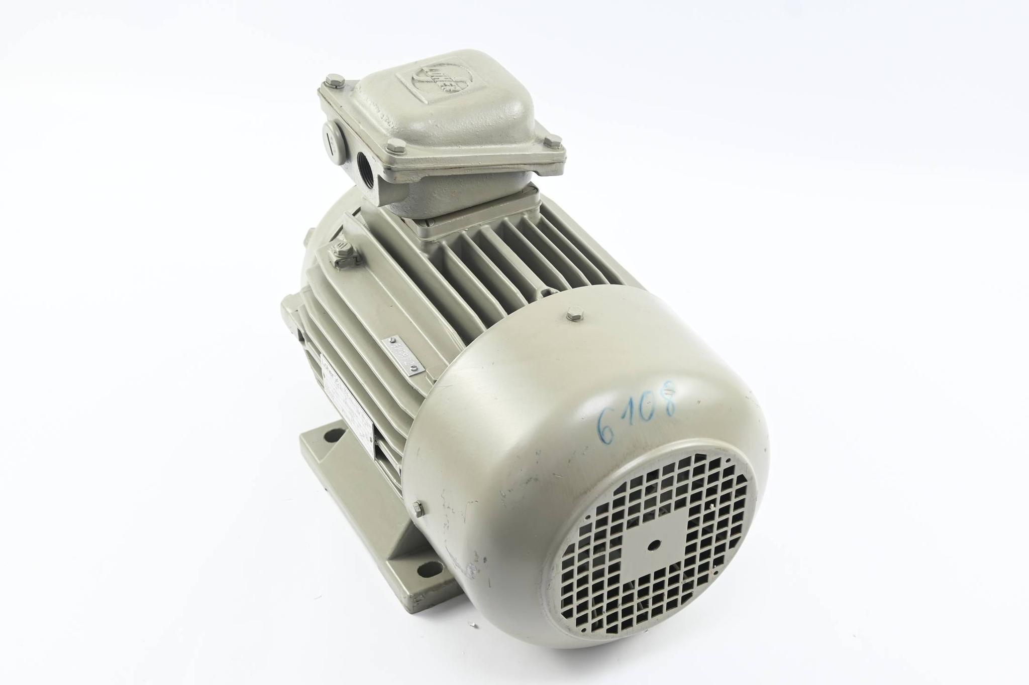 Produktfoto 1 von Loher 3~ Motor AL 100 L2B-4 ( AL100L2B-4 ) 3kW 7,3A 1400/min