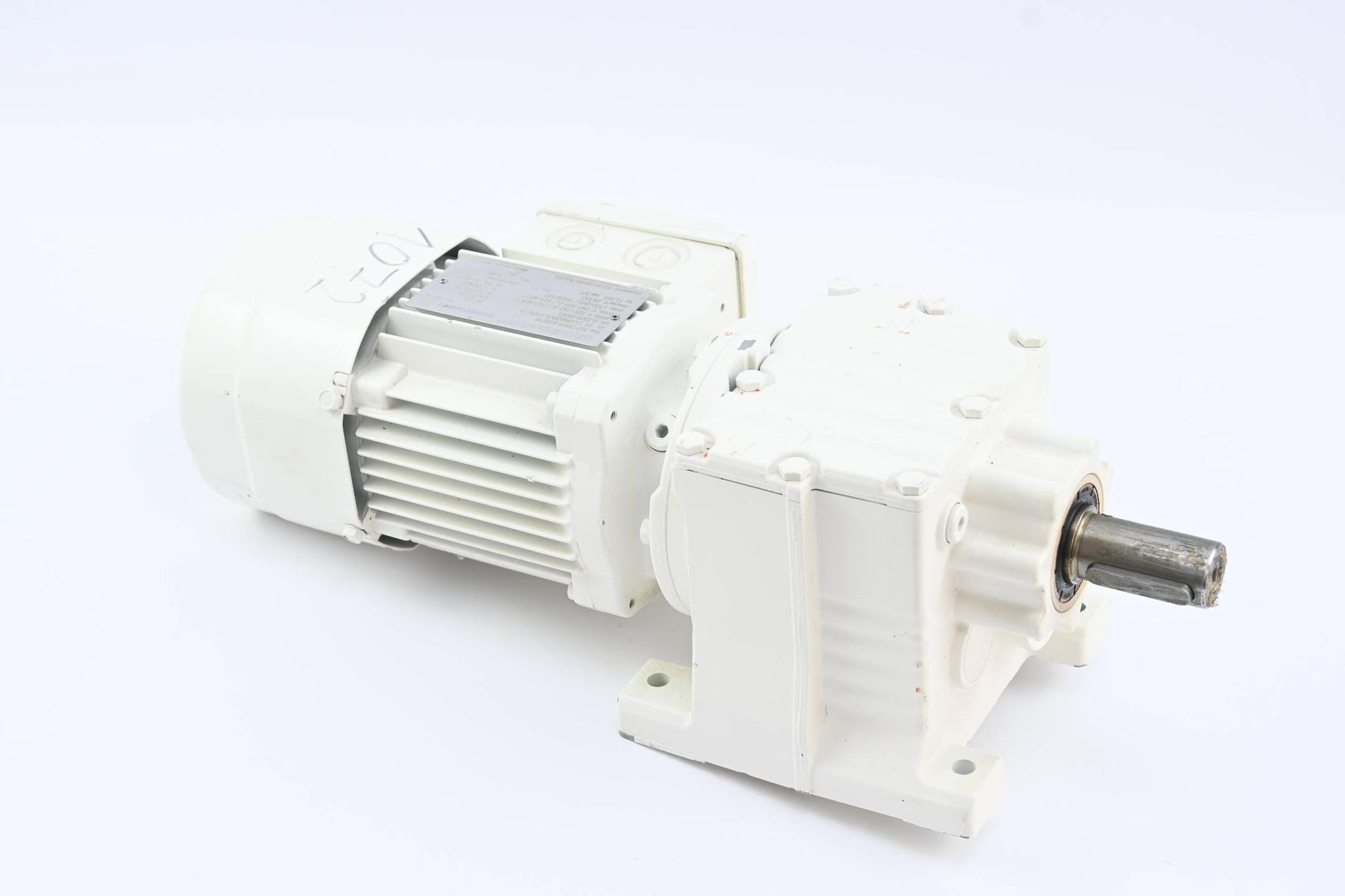 Produktfoto 1 von SEW Eurodrive Getriebemotor R27DR63L4/BR/TF ( R27 DR63L4/BR/TF )