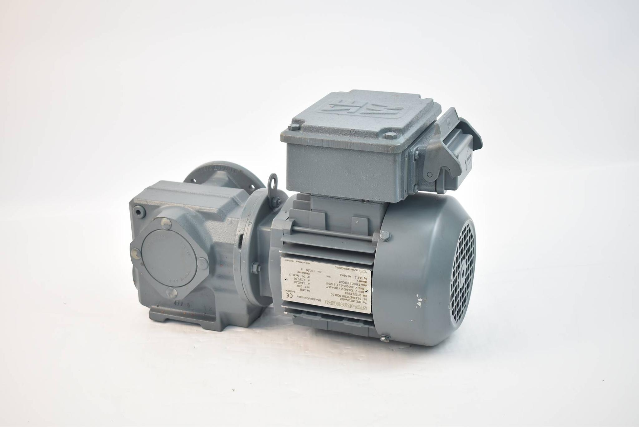 Produktfoto 1 von SEW eurodrive Getriebemotor SF37 DT71K4/ASD1 ( 0,15kW 1380-1680r/min. )