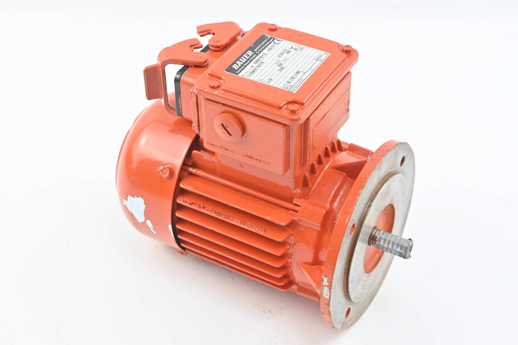 Produktfoto 1 von Danfoss Bauer 3~ Motor DNFK 76/178 ( DNFK76/178 ) 0,68kW 1,0A 850/min