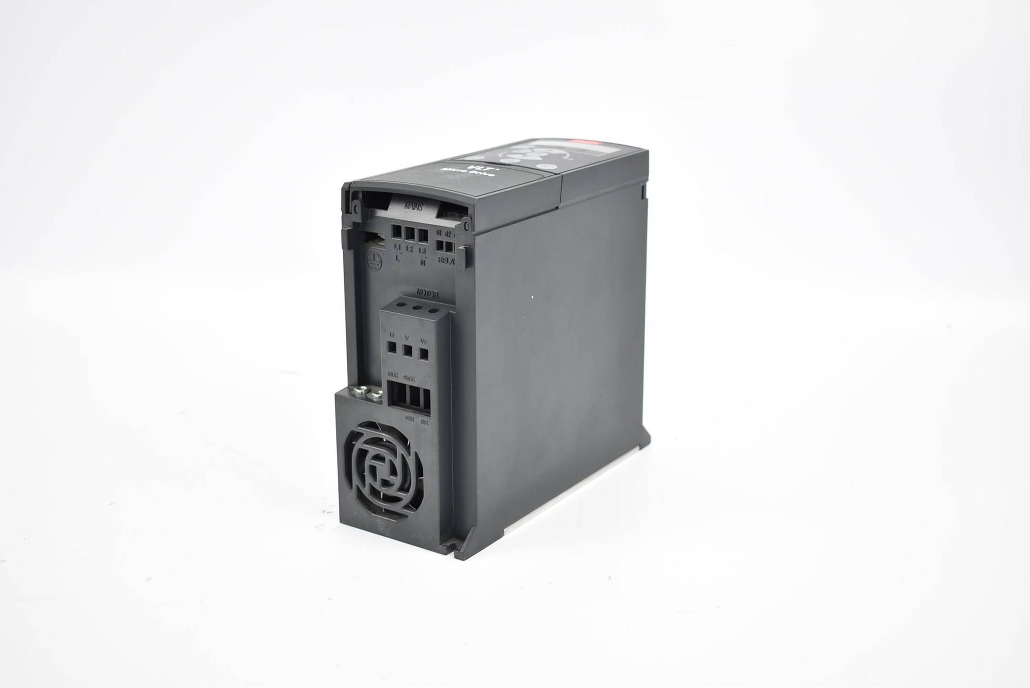 Produktfoto 1 von Danfoss VLT Micro Drive Umrichter FC-051P2K2T4E20H3BXCXXXSXXX ( 132F0022 )