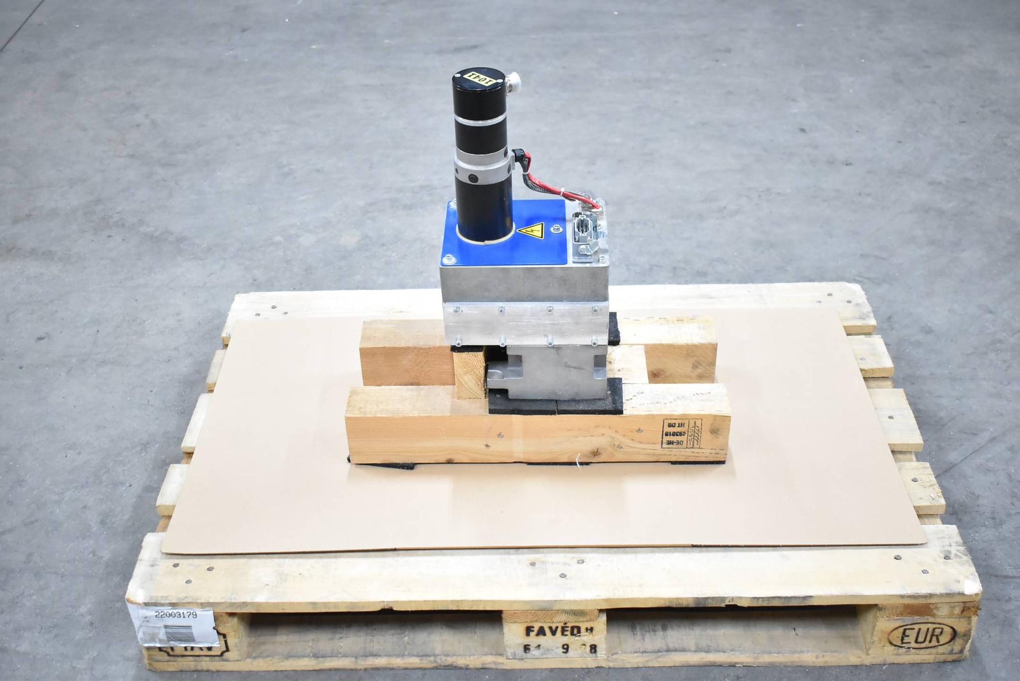 Produktfoto 2 von BAUTZ DC-Servomotor 1,06nM 8,2A 4000rpm 0,13Nm/A E644A-MGB-K-001B-4 inkl.Geber