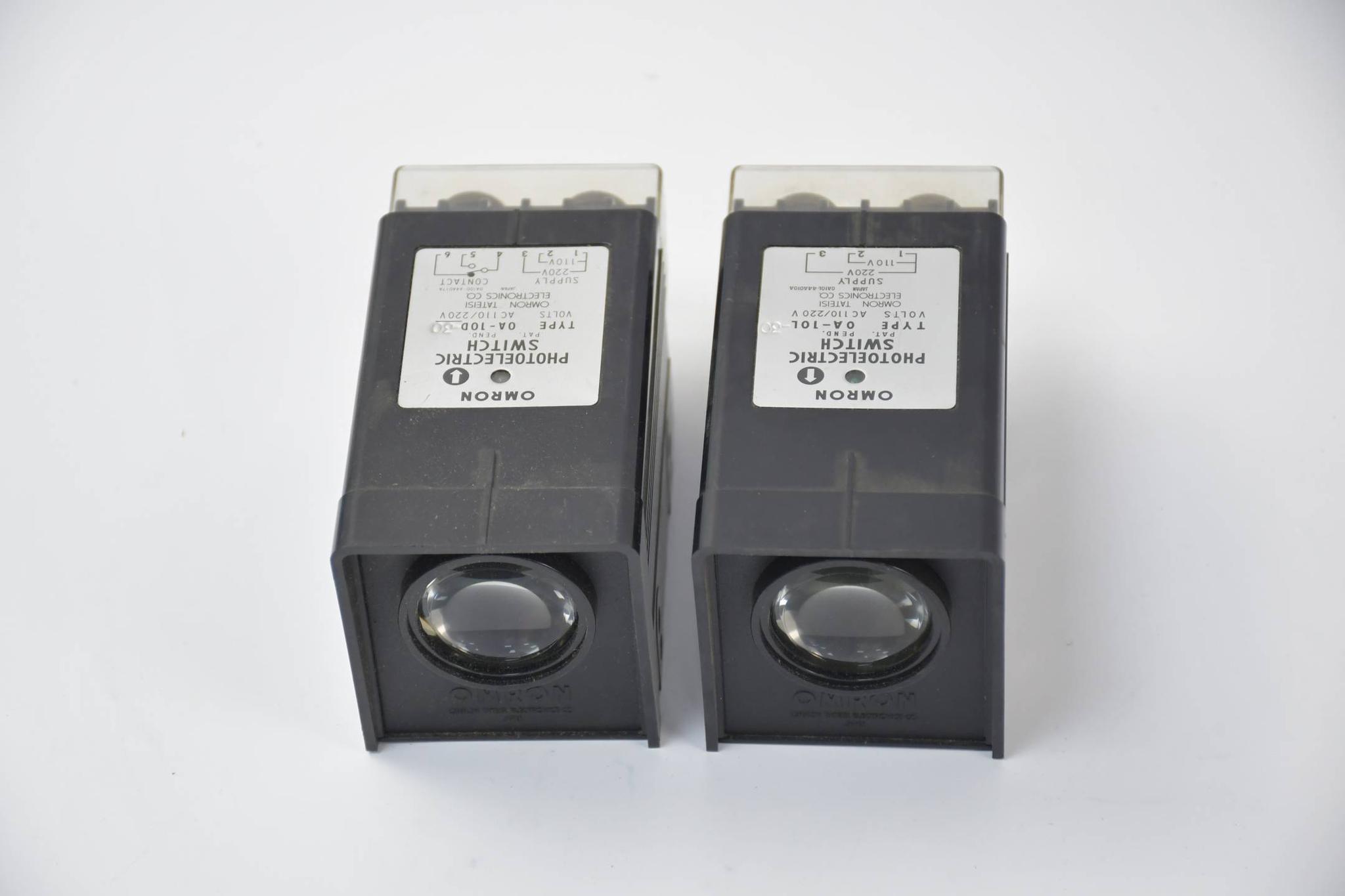 Produktfoto 1 von Omron Photoelectric Switch AC 110/220V ( 0A-10-30 )