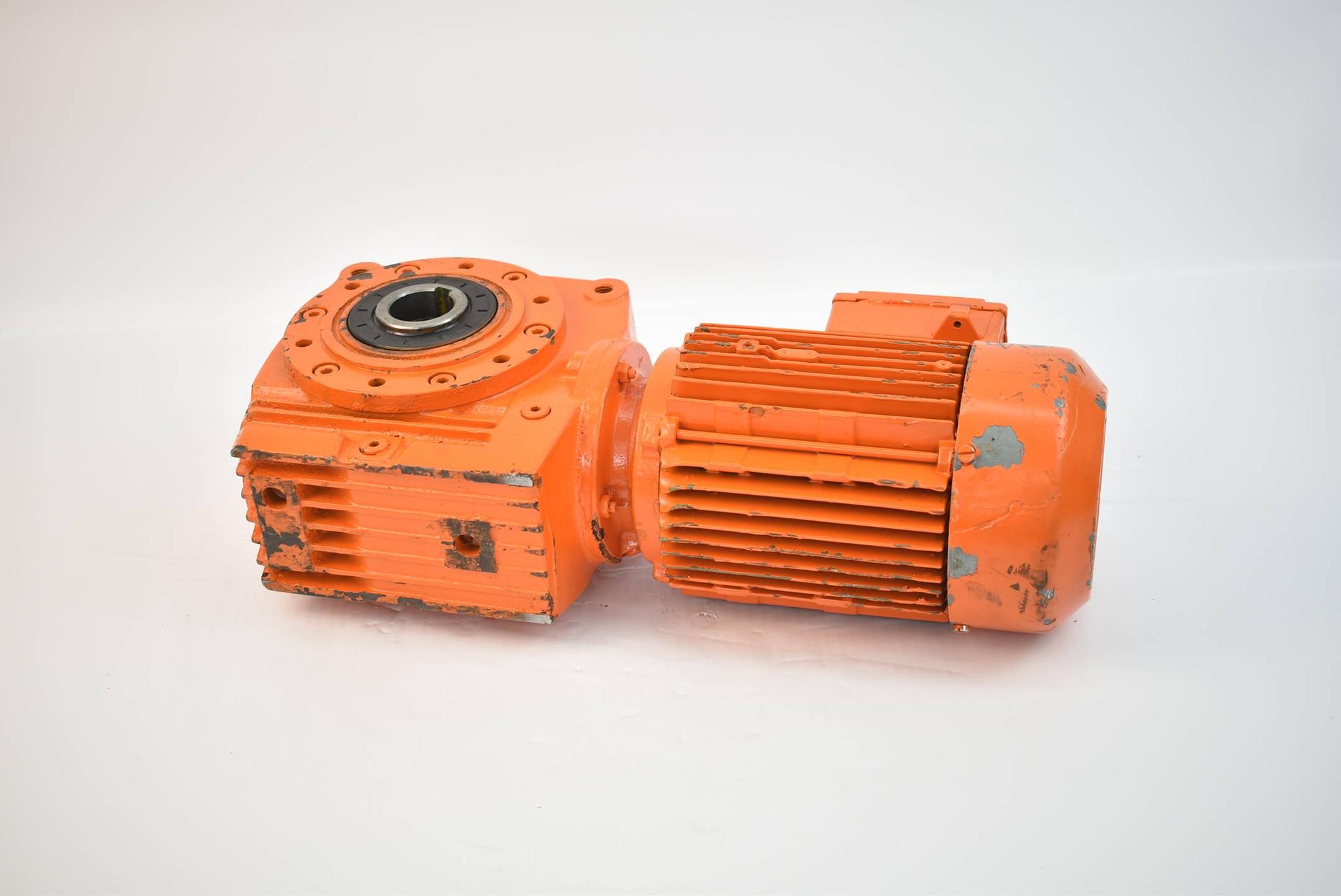 Produktfoto 2 von SEW eurodrive Getriebemotor SA50DT80K-4 ( 0,55kW 1400/54r/min. )