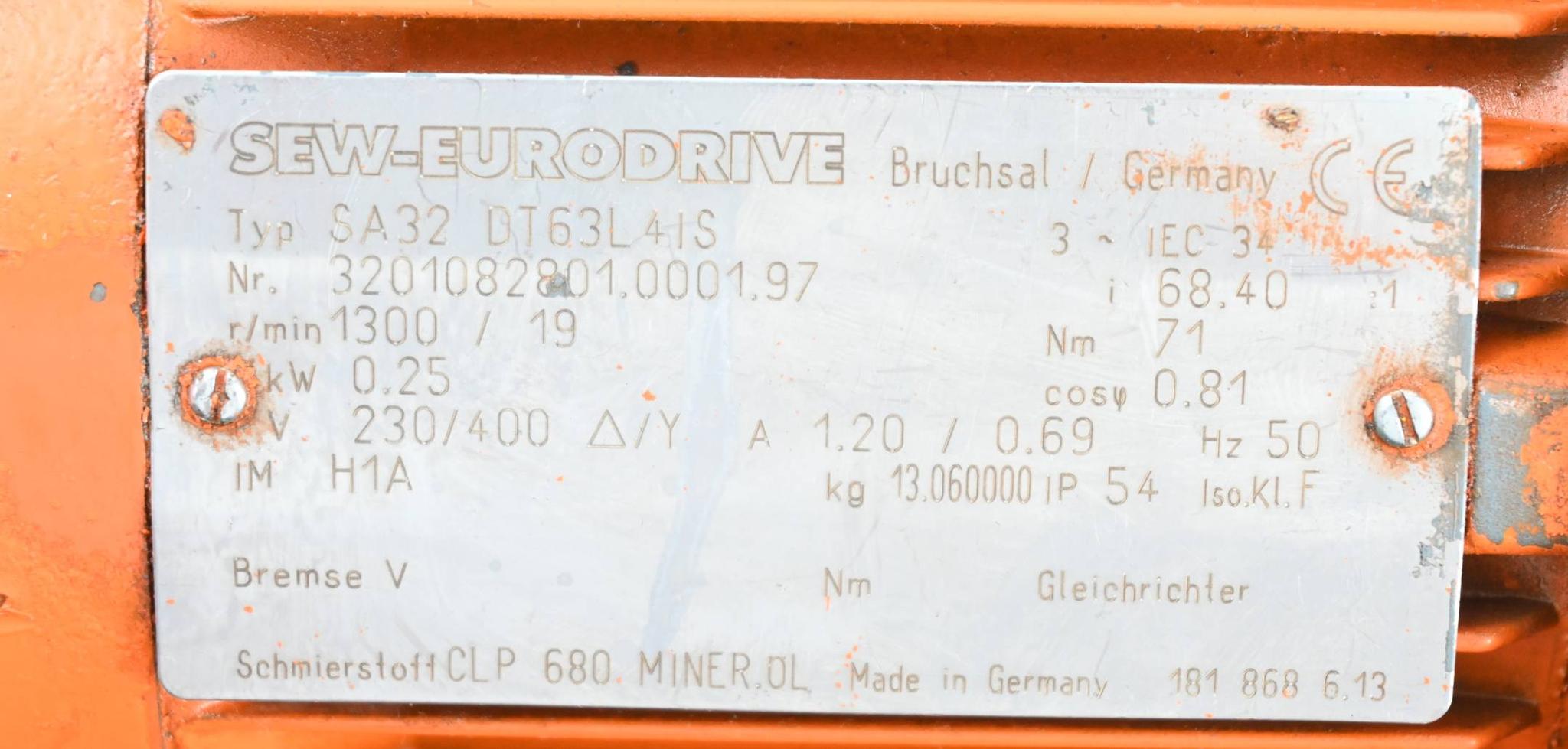 Produktfoto 2 von SEW-Eurodrive 3~ Getriebemotor SA32 DT63L4IS ( 0,25 KW )