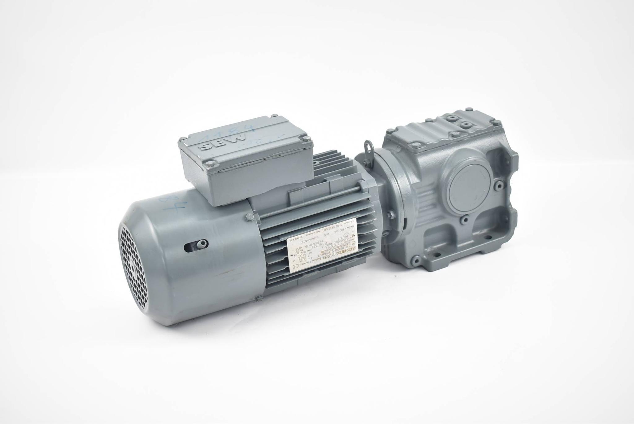 Produktfoto 1 von SEW Eurodrive Getriebemotor S47 DT80N8/2/BMG/HF/Z ( S47DT80N8/2/BMG/HF/Z )