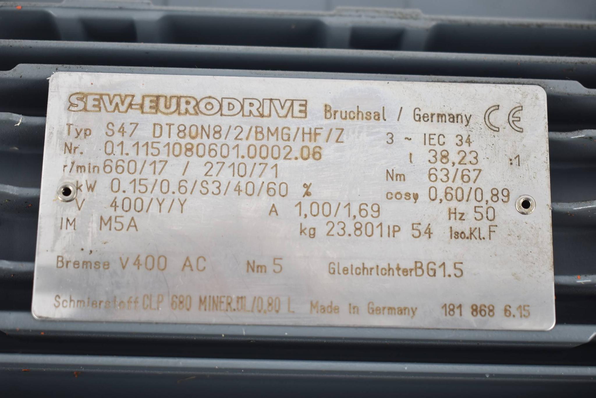 Produktfoto 2 von SEW Eurodrive Getriebemotor S47 DT80N8/2/BMG/HF/Z ( S47DT80N8/2/BMG/HF/Z )