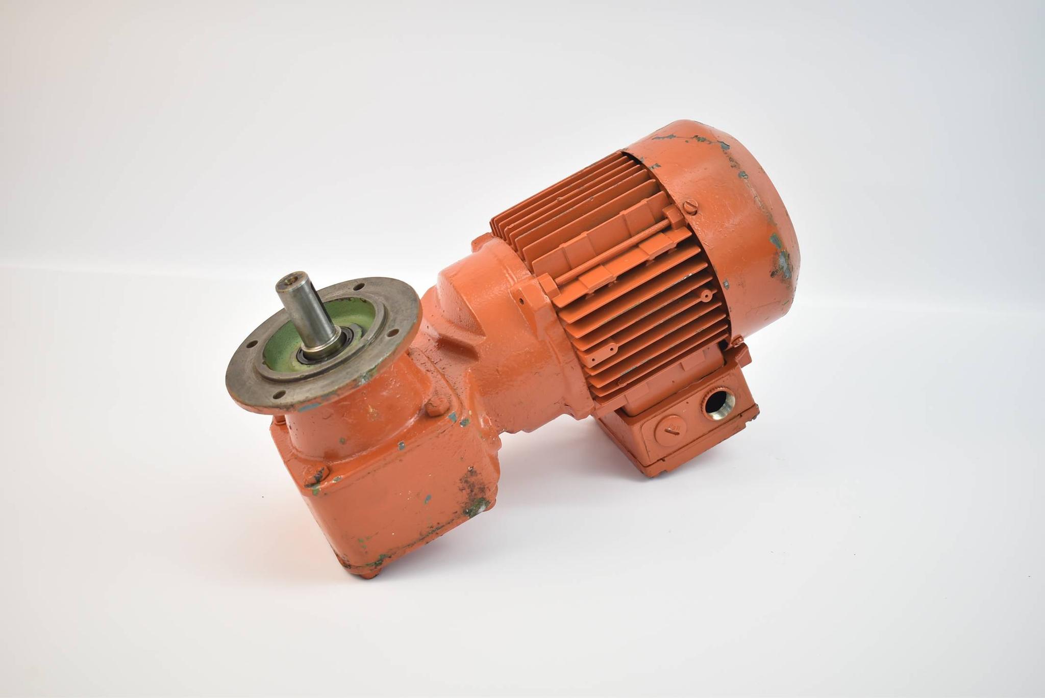 Produktfoto 2 von SEW eurodrive H.Rönicke Getriebemotor SF30 DT71K-4 ( 0,15kW 1400r/min. 50Hz )