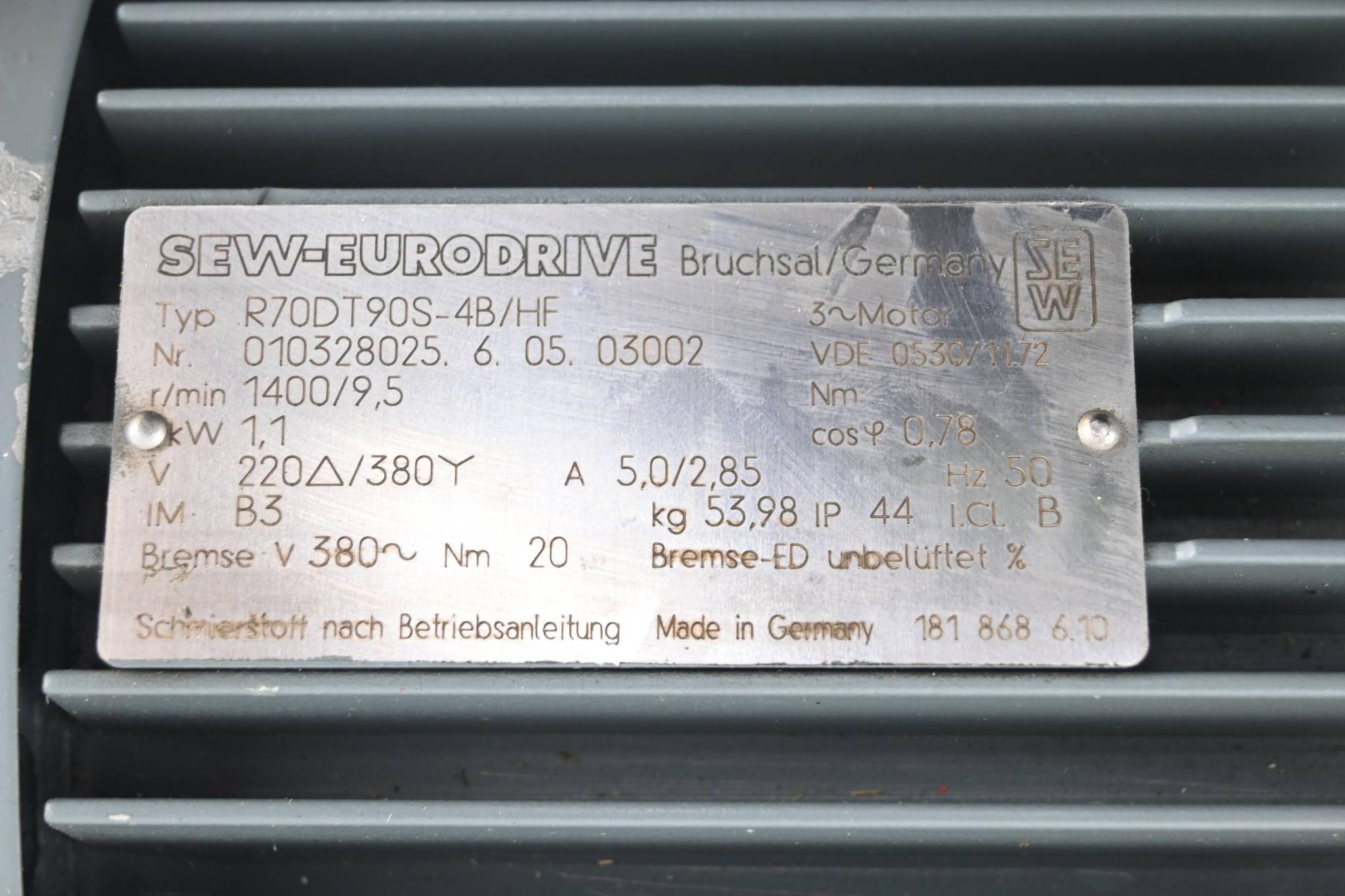 Produktfoto 1 von SEW Eurodrive Getriebemotor R70DT90S-4B/HF ( R70 DT90S-4B/HF ) 9,5-1400/min