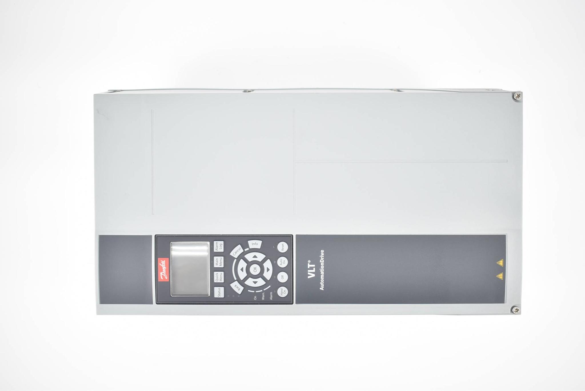 Produktfoto 2 von Danfoss VLT Umrichter FC-302P7K5T5E55H!XGXXXXSXXXXAXBXCXXXXDX ( 131B1547 ) 7,5kW