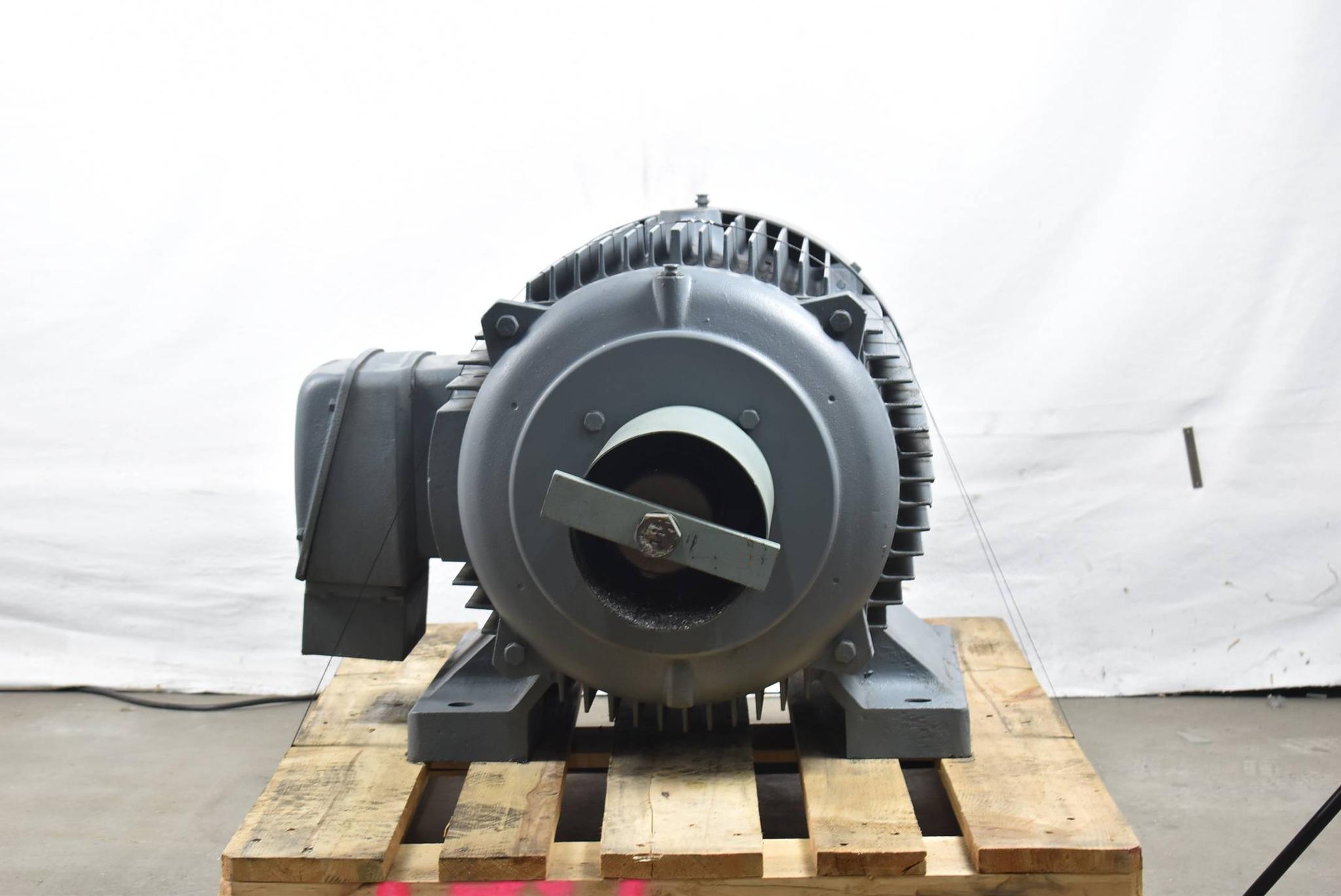 Produktfoto 1 von AEG Getriebemotor AM 280 MV6/8 ( 380V 114/95A 55/42KW 988/738A ) AM280MV6/8