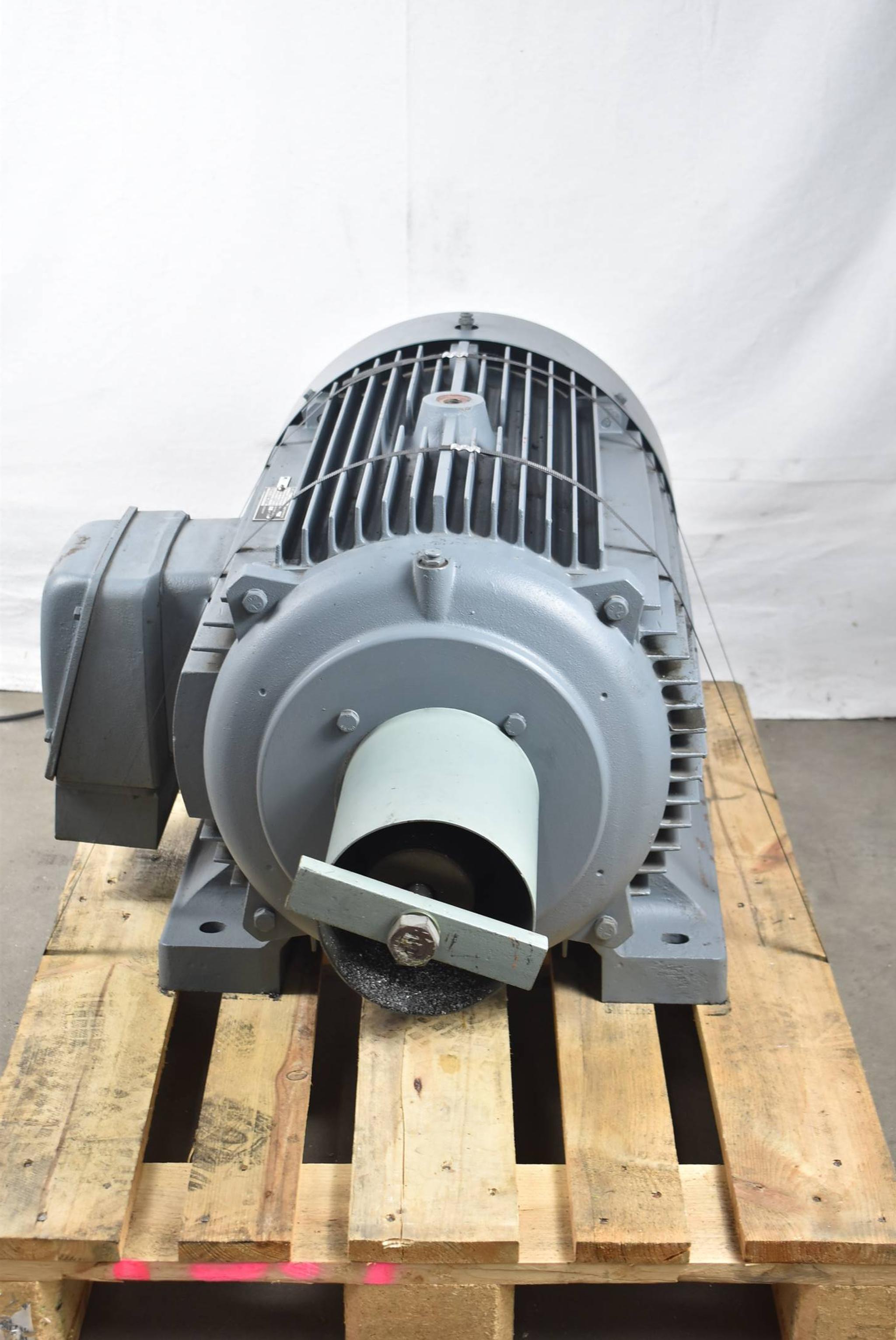 Produktfoto 2 von AEG Getriebemotor AM 280 MV6/8 ( 380V 114/95A 55/42KW 988/738A ) AM280MV6/8