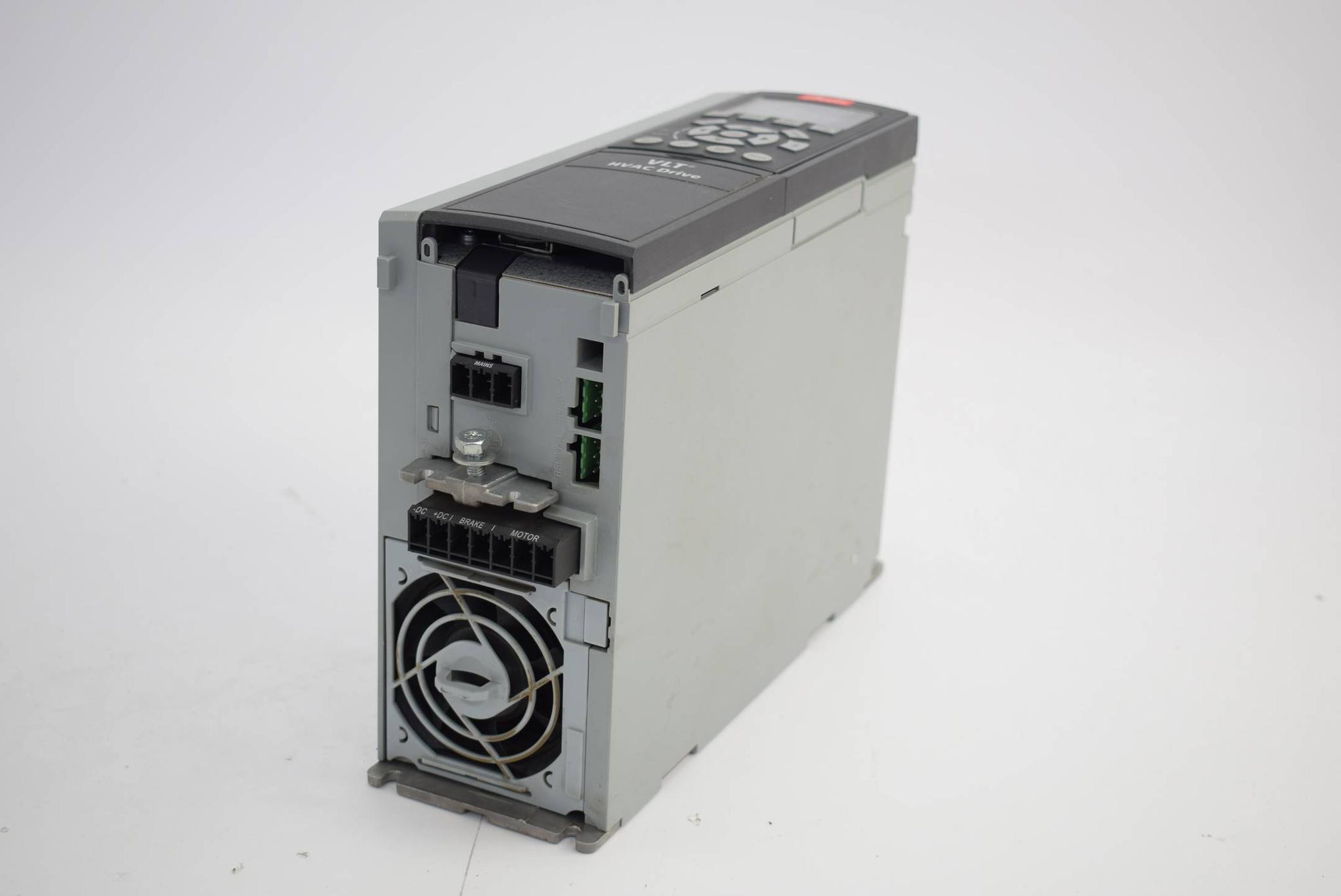 Produktfoto 1 von Danfoss VLT HVAC Drive 131B7529 ( FC-102P1K5T4E20H1XXXXXXSXXXXAXBXCXXXXDX )