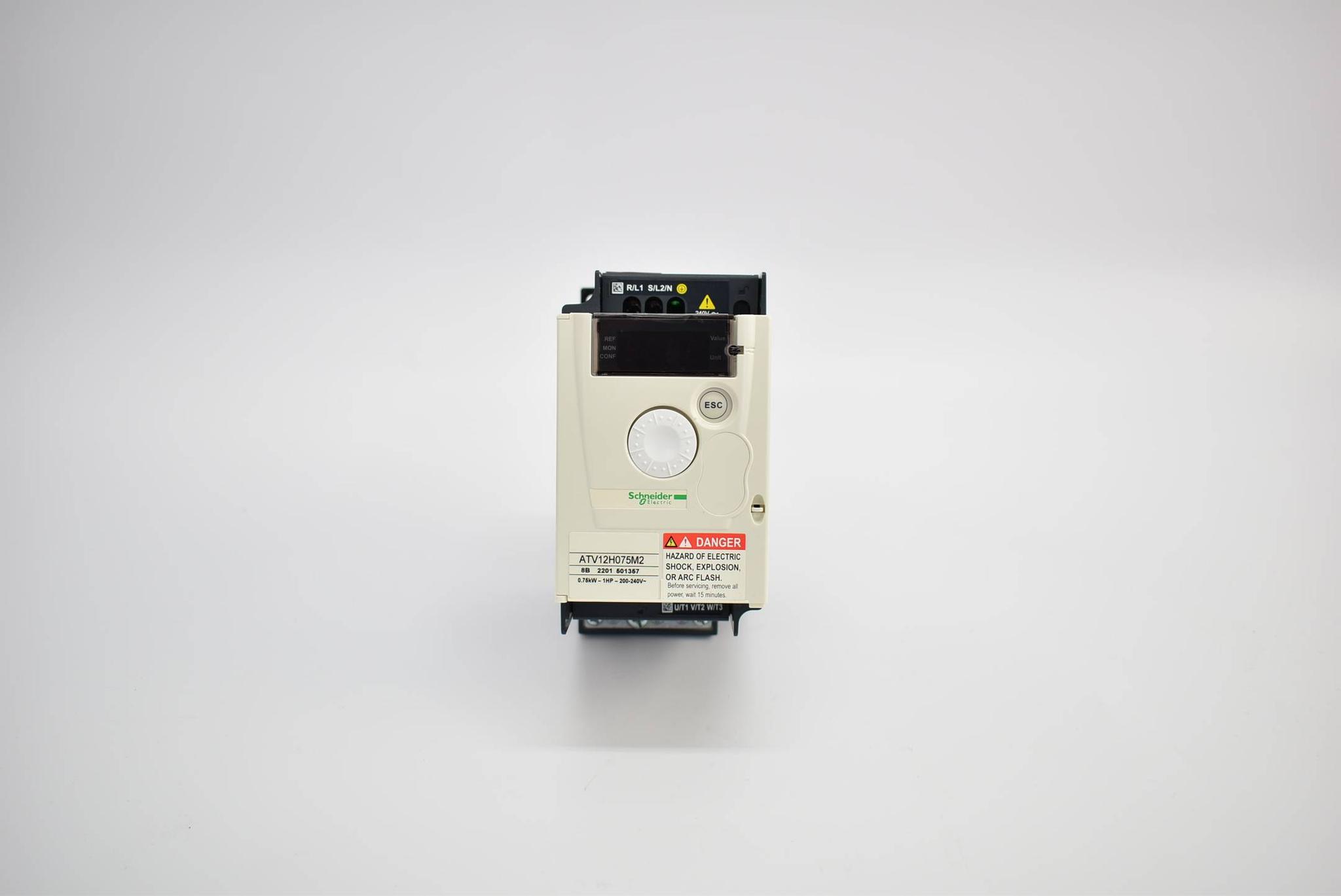 Produktfoto 1 von Schneider electric Altivaar 12 Frequenzumrichter ATV12H075M2 ( 007107 )