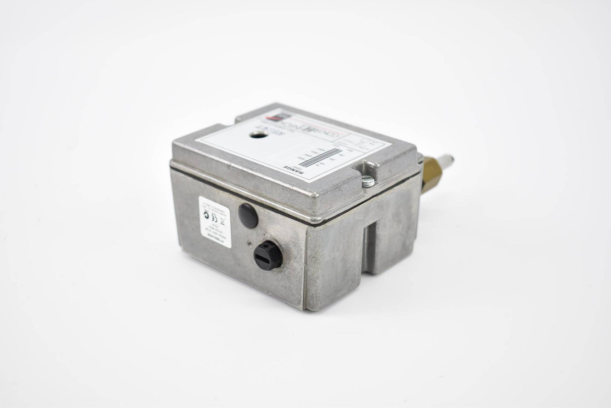 Produktfoto 2 von Johnson controls Differenz Druckschalter 33 bar 400 V P77BES-9350 ( PLT056N030 )