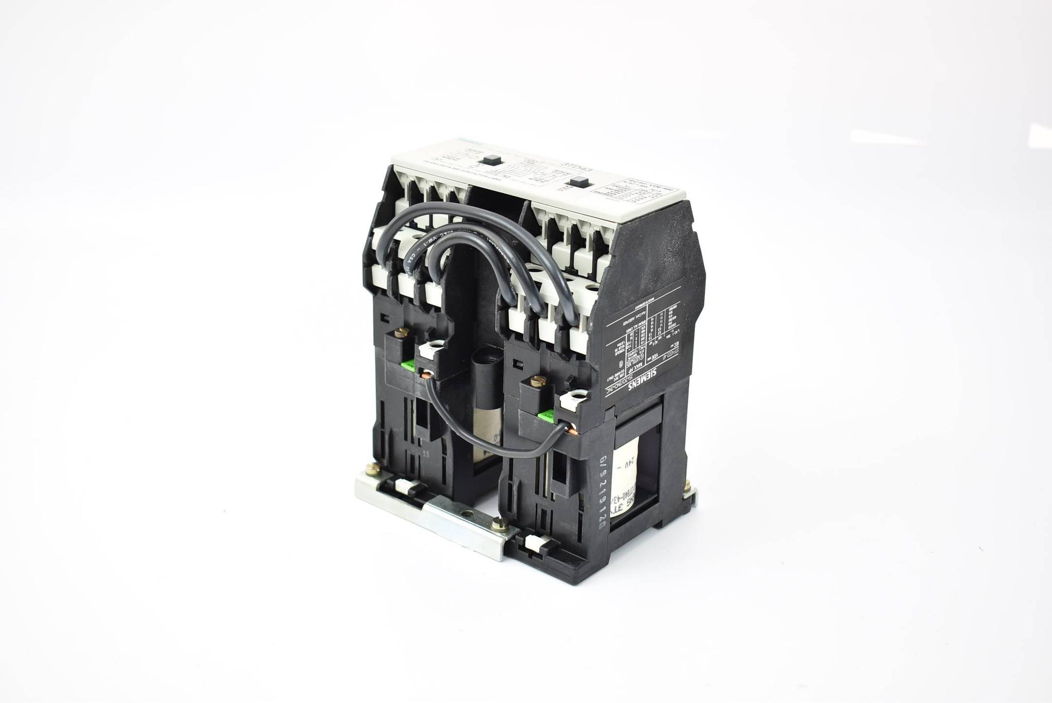 Produktfoto 2 von Siemens Wendestarter 24 V DC 3TD43 02-2BB4 ( 3TD4302-2BB4 )