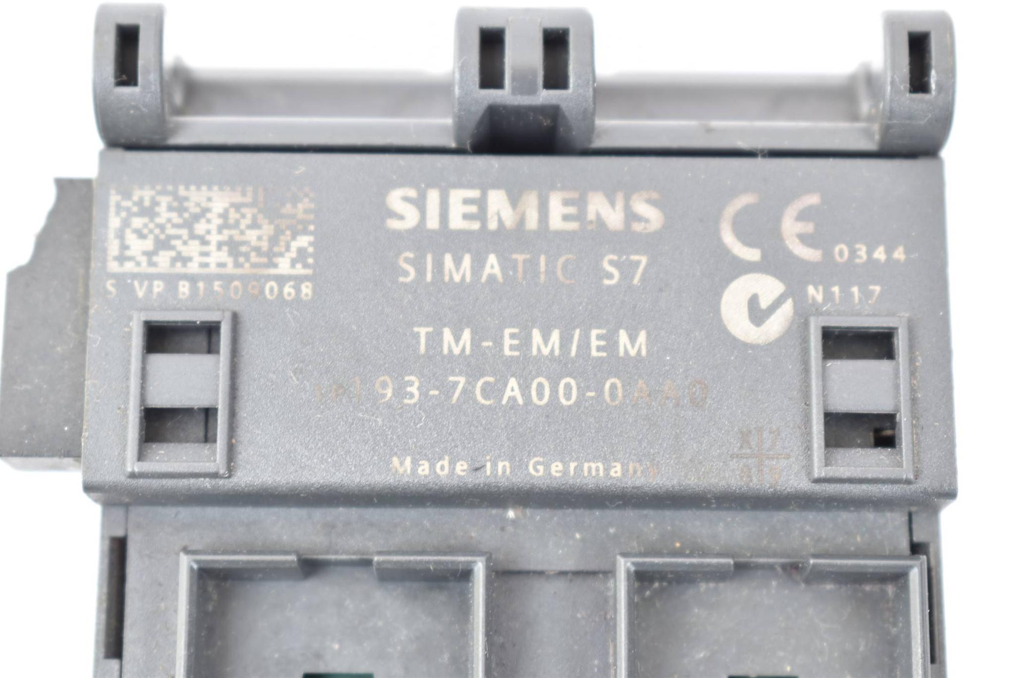 Produktfoto 4 von Siemens Simatic S7 Terminalmodul 6ES7 193-7CA00-0AA0 ( 6ES7193-7CA00-0AA0 )