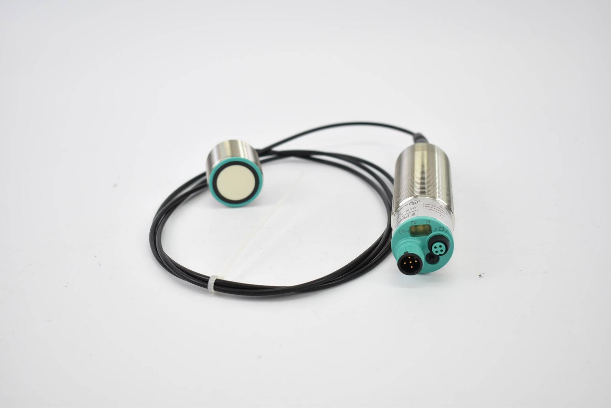 Pepperl+Fuchs Ultraschallsensor 10-30 VDC UC1000-30GM-E6R2-K-V15 ( 096666 )