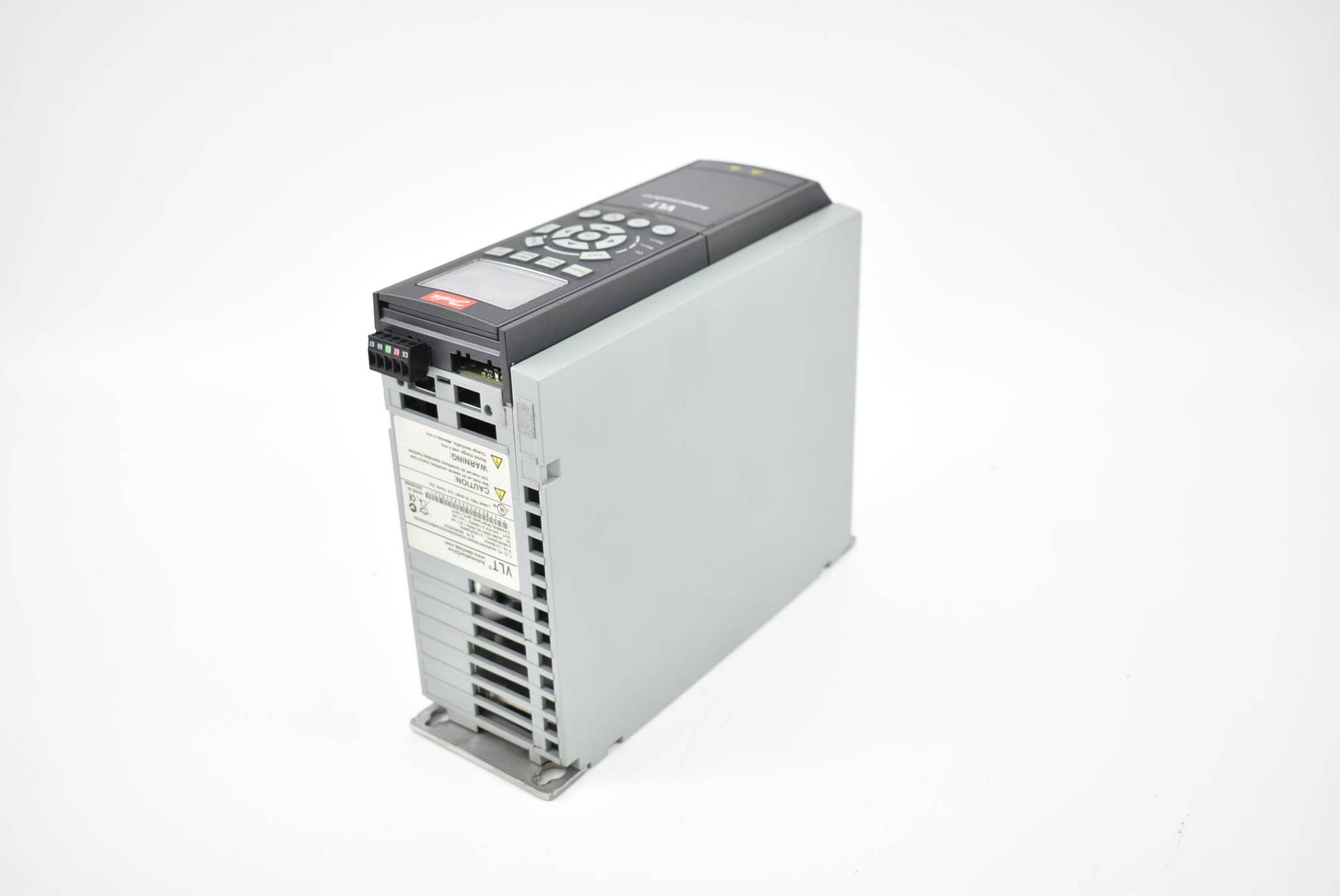 Produktfoto 1 von Danfoss VLT Umrichter FC-302PK55T5E20H1XGXXXXSXXXXA0BXCXXXXD0 ( 131B0402 )