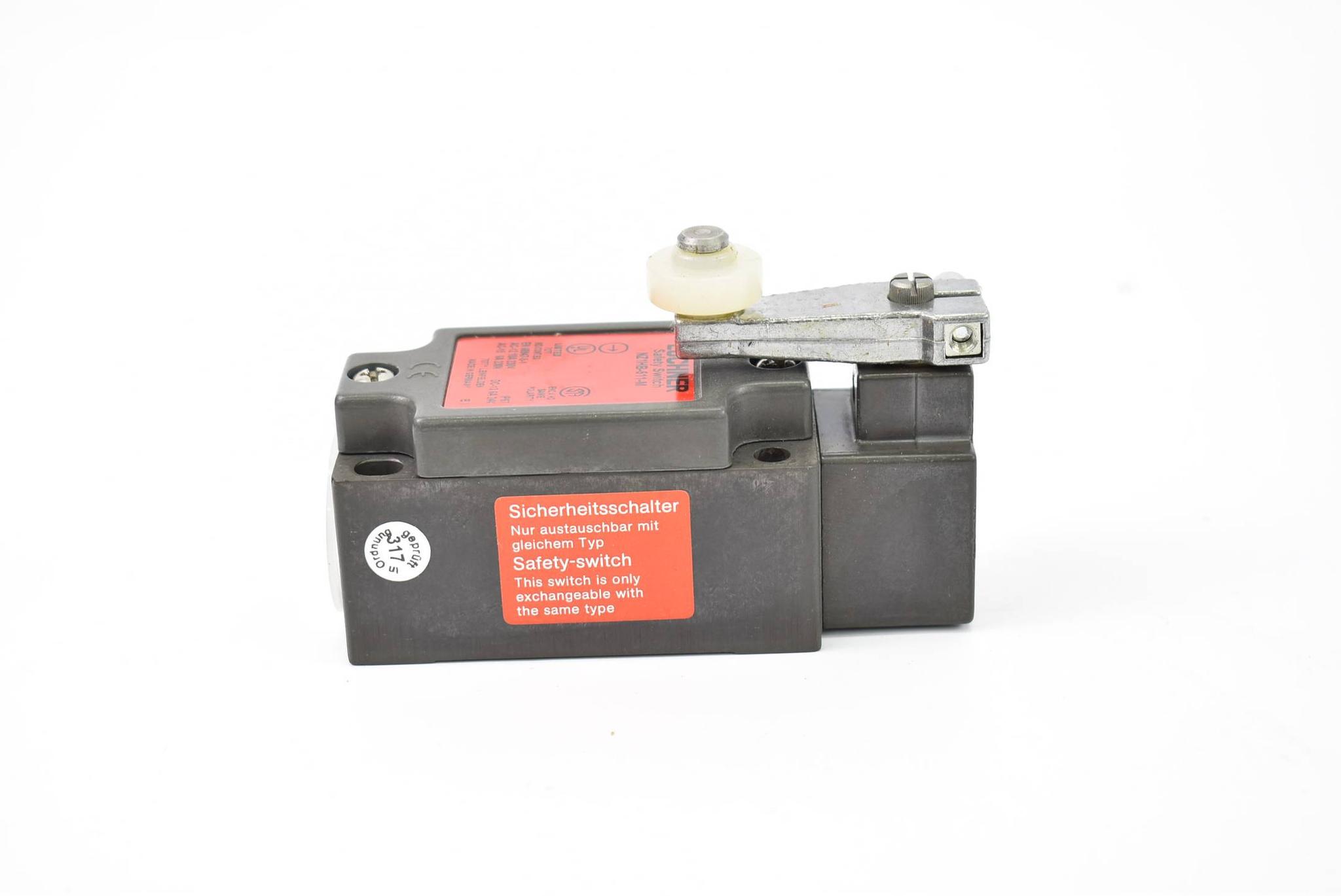 Produktfoto 1 von Euchner Sicherheitsschalter AC-12 10A/230V AC-15 6A/230V NZ1HB-511-M