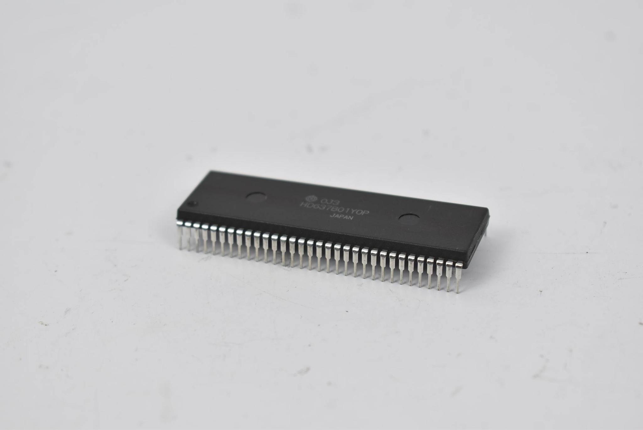 Produktfoto 2 von Hitachi Microcontroller 5 Stück HD637B01Y0P