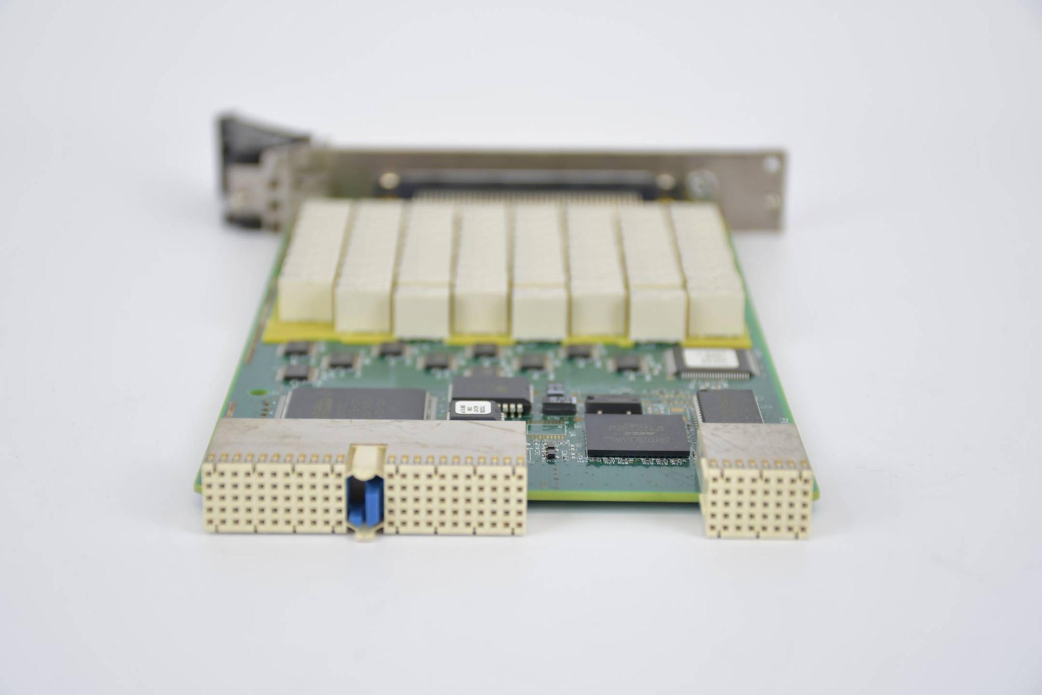 Produktfoto 2 von National Instruments NI Multibank PXI-Multiplexer-Schaltmodul PXI-2576