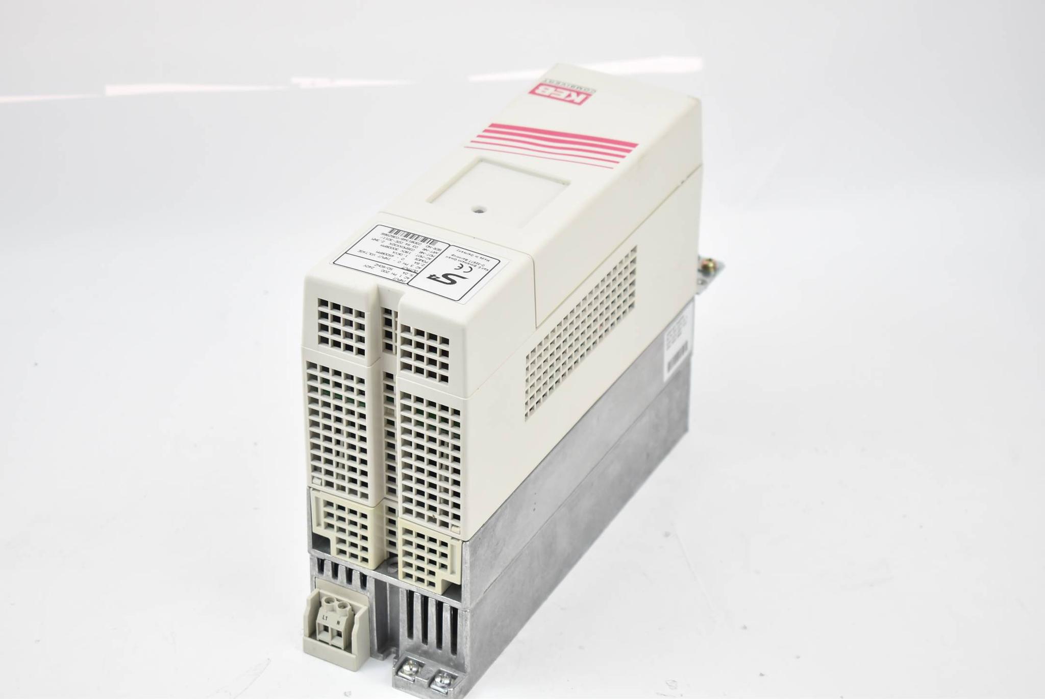 Produktfoto 2 von KEB Combivert Frequenzumrichter 1,0 kVA 03.S4.D2E-3011 ( 03S4D2E-3011 )