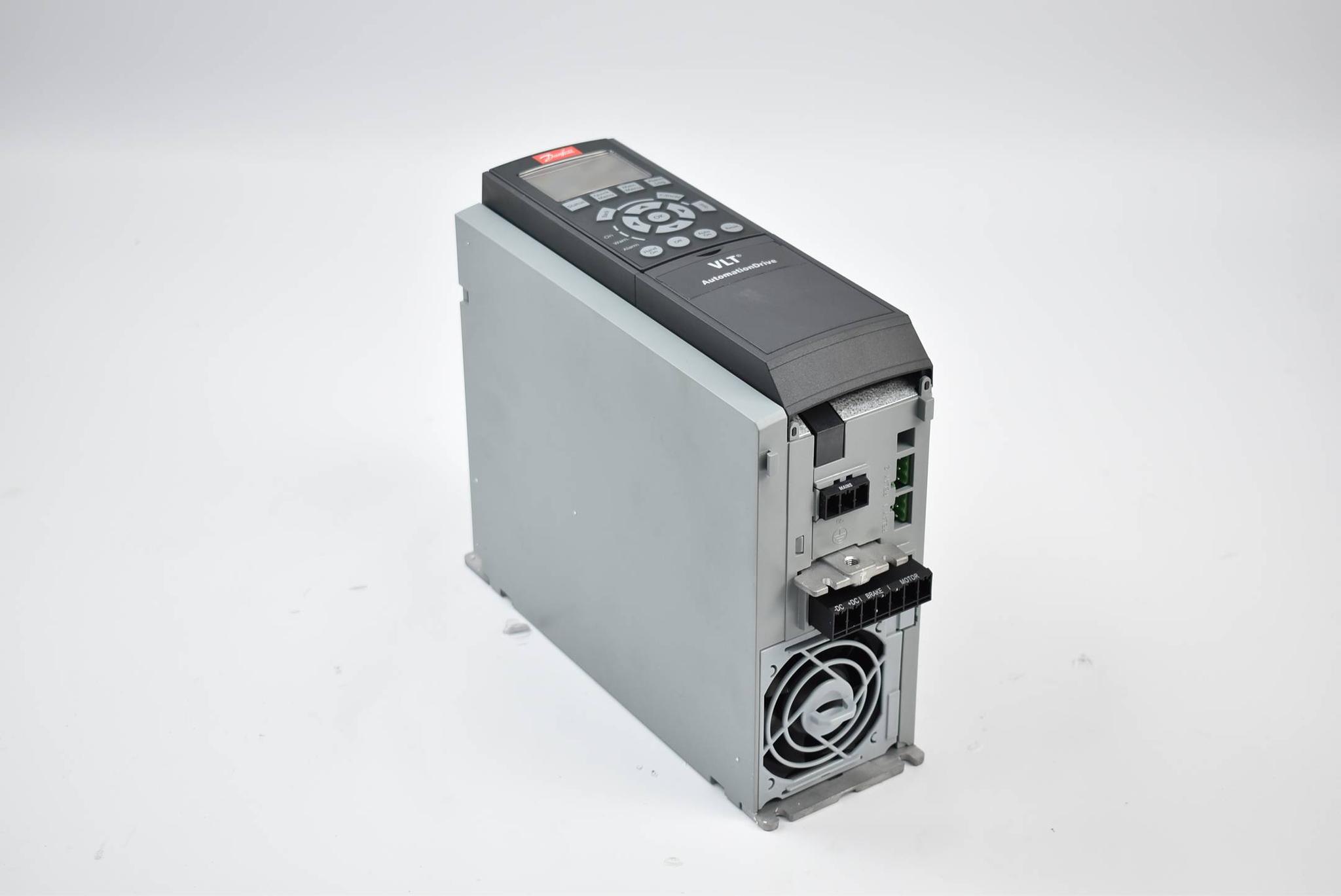 Produktfoto 2 von Danfoss Frequenzumrichter FC-302PK37T5E20H1XGXXXXSXXXXA0BXCXXXXDX ( 131B0459 )