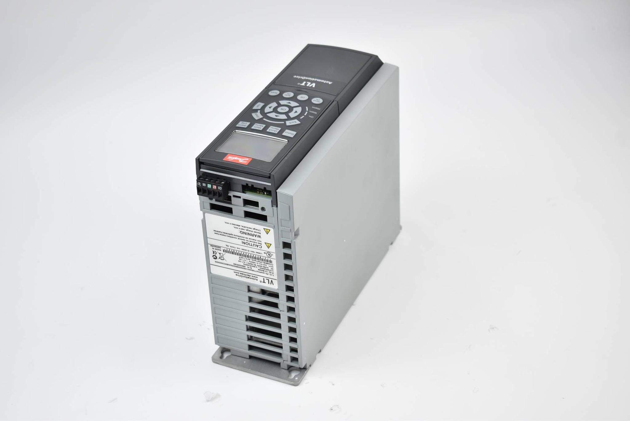 Produktfoto 3 von Danfoss Frequenzumrichter FC-302PK37T5E20H1XGXXXXSXXXXA0BXCXXXXDX ( 131B0459 )