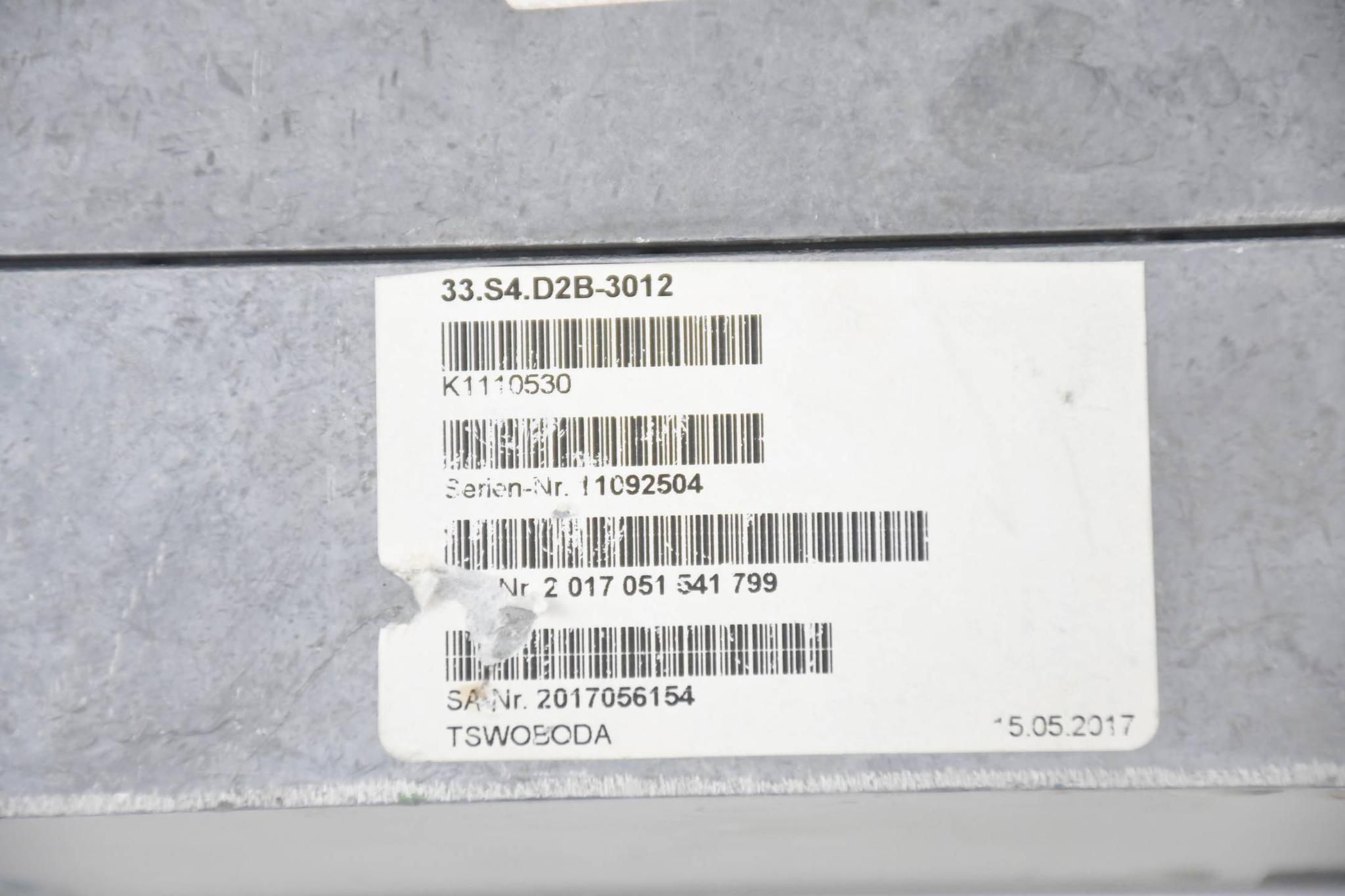 Produktfoto 3 von KEB Combivert S4 Frequenzumrichter 33.S4.D2B-3012 ( 33S4D2B3012 )