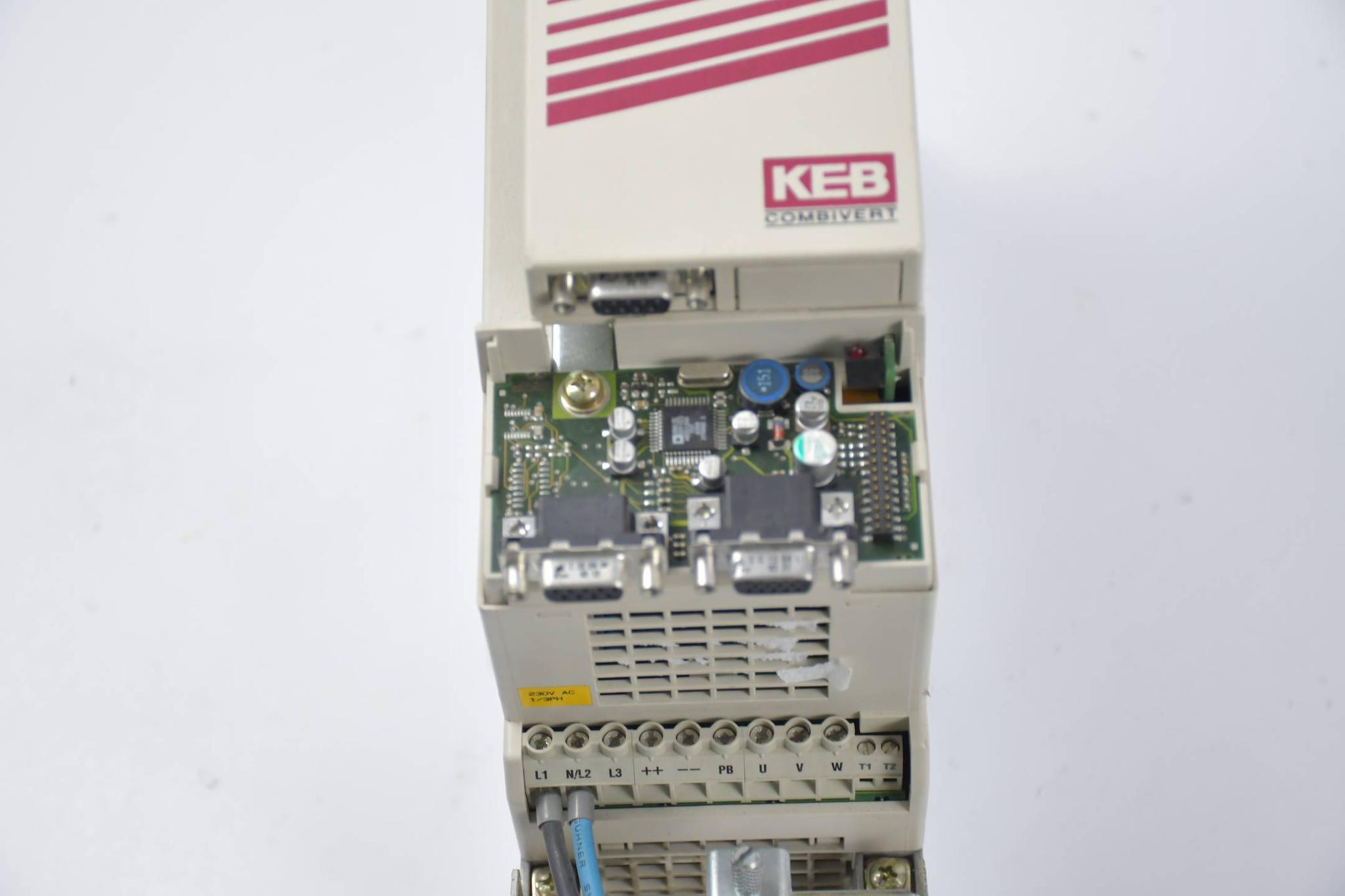 Produktfoto 2 von KEB Combivert F5 Frequenzumrichter C2.F5.S1D-23EA inkl. Keyboard 00.F5.060-2000/