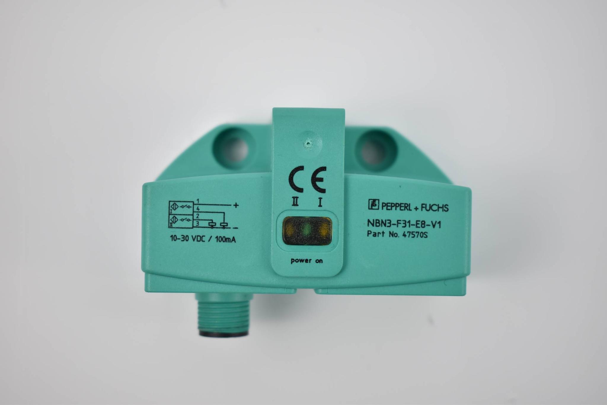 Produktfoto 2 von Pepperl+Fuchs induktiver Sensor NBN3-F31-E8-V1 ( 47570S ) 10-30VDc 100mA