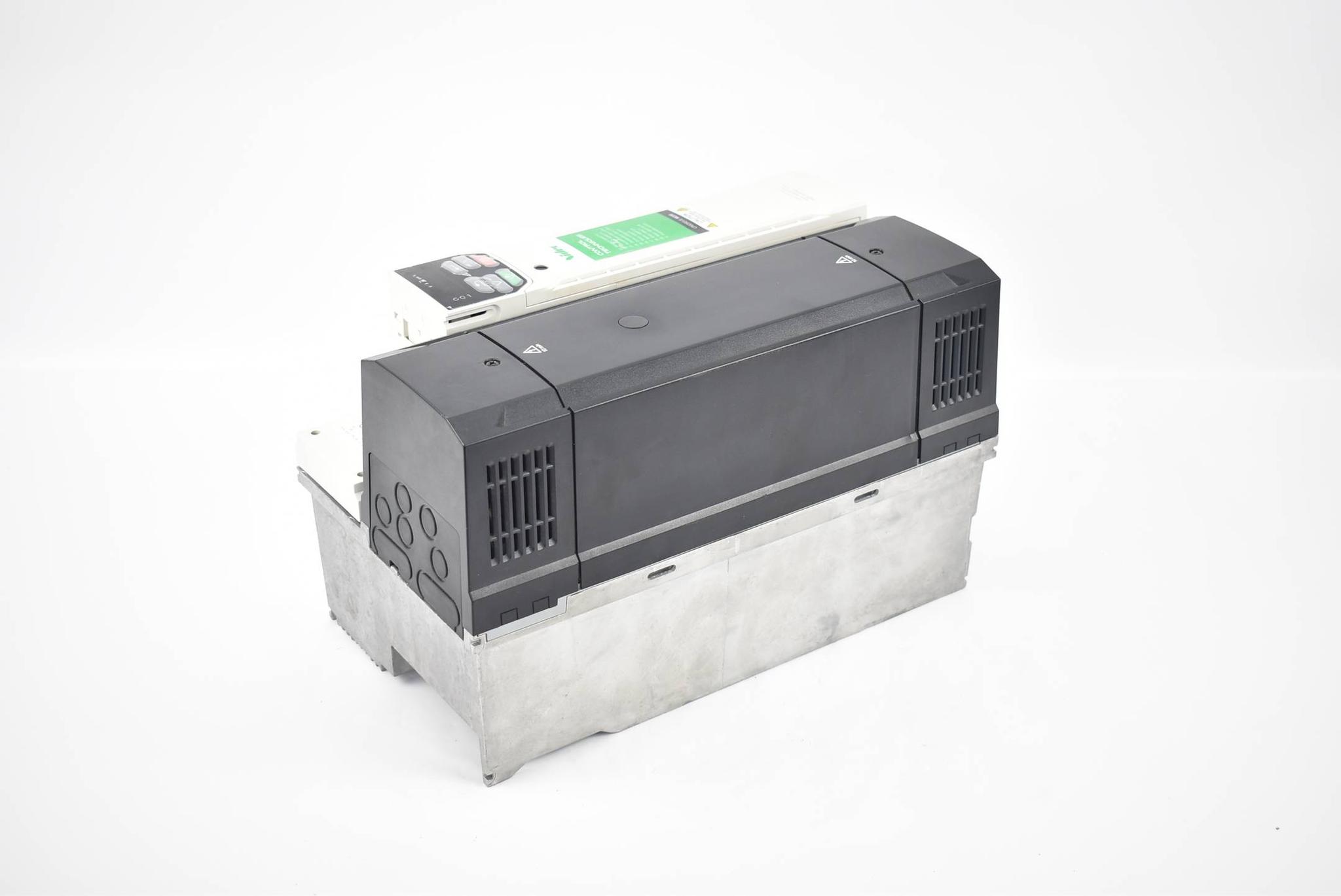 Produktfoto 1 von Control Techniques Nidec Unidrive M200 M200-064 00350 A ( 15-18,5kW 50-60Hz )