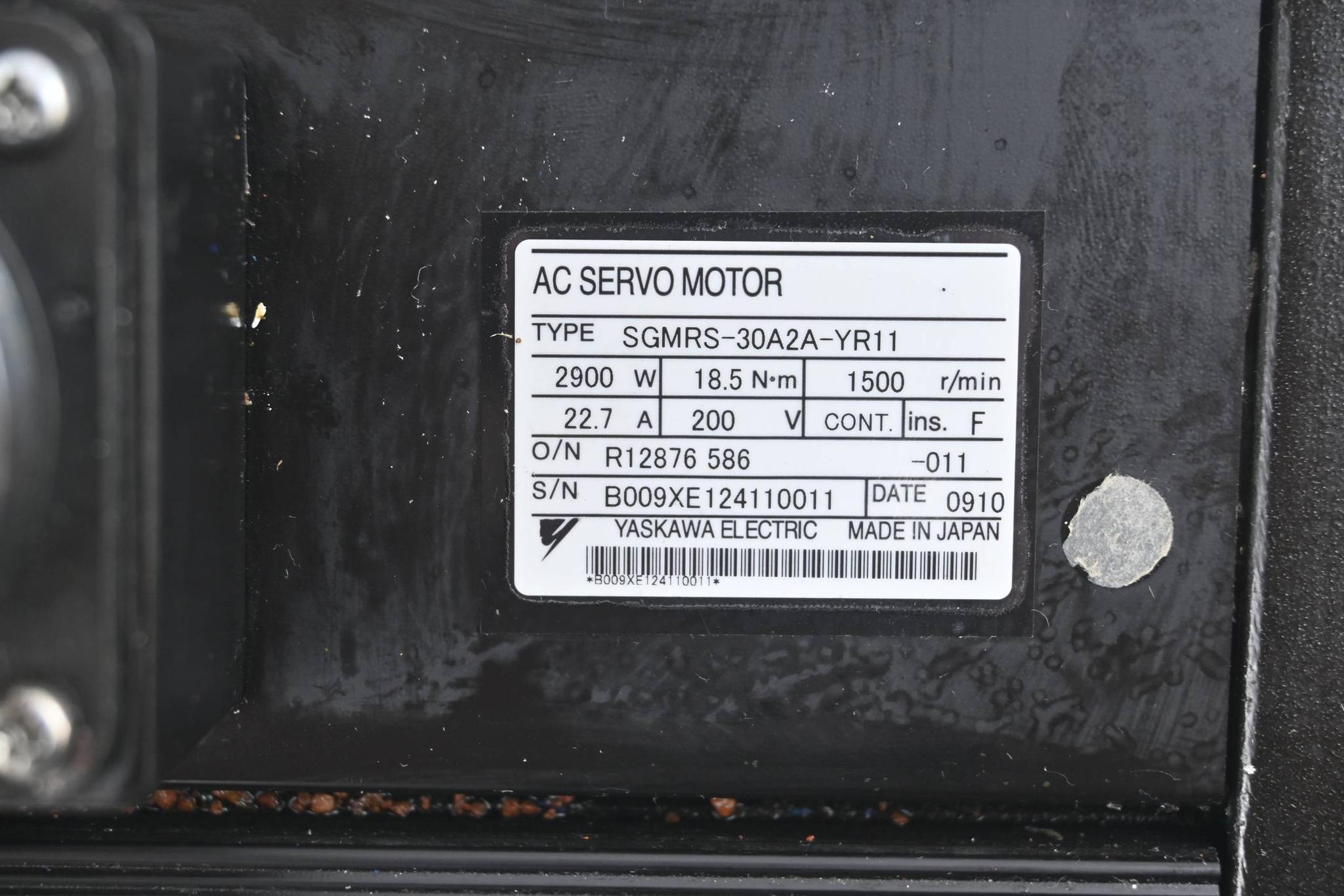 Produktfoto 2 von Yaskawa AC Servo Motor SGMRS-30A2A-YR11 ( 2900W 200V 22,7A 1500/min )