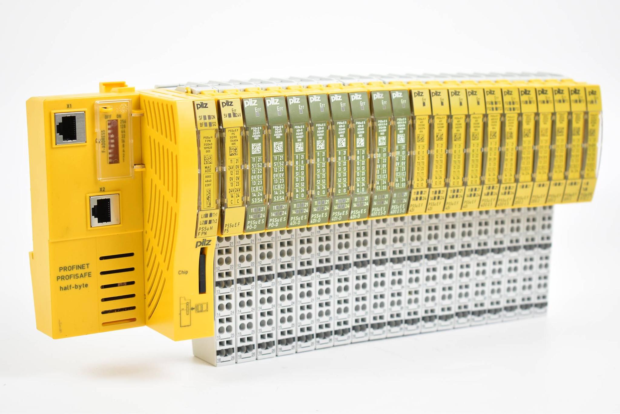 Pilz Steuerungssystem 312043 inkl. Digital Ein-/ Ausgabe Standard