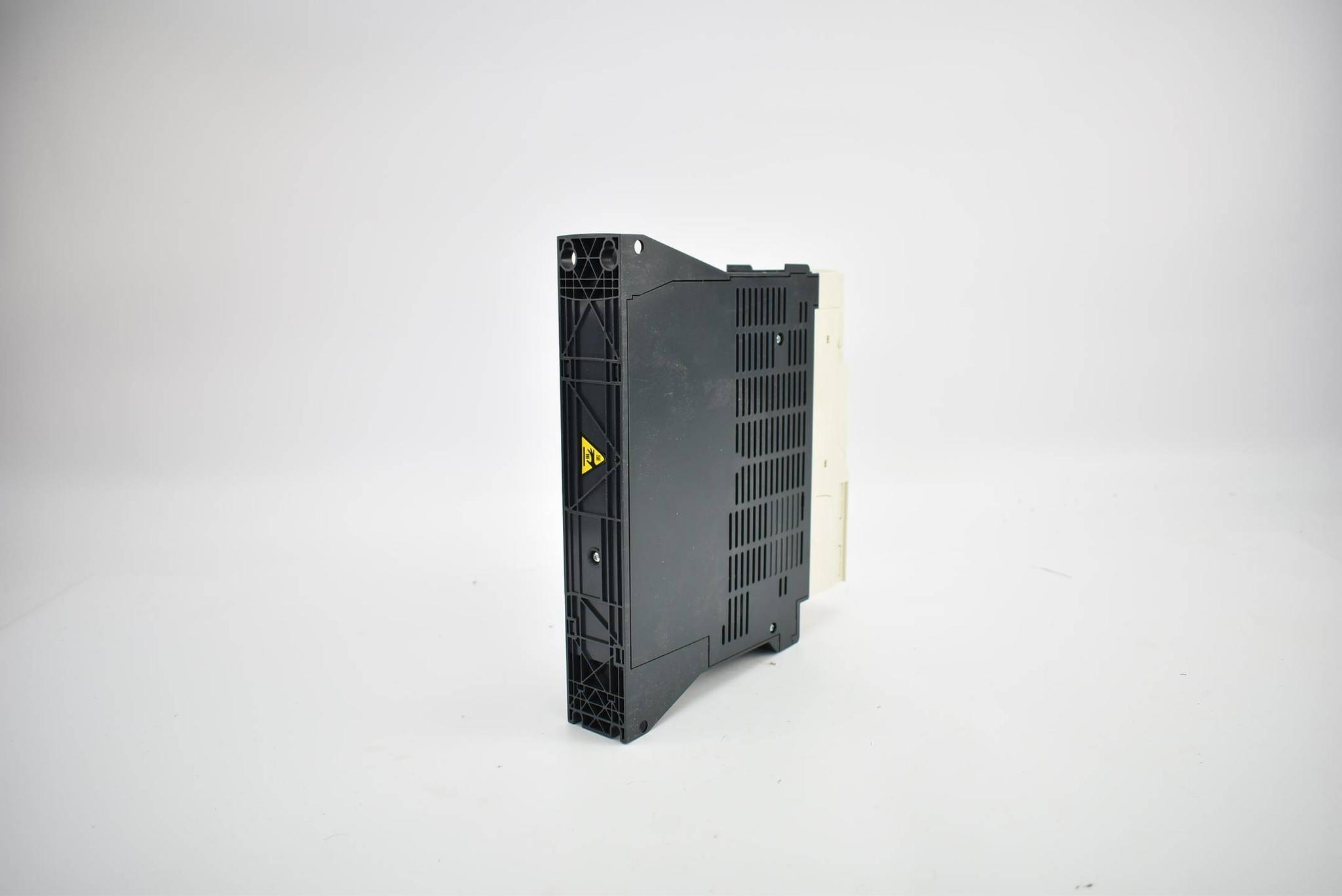 Produktfoto 2 von B&R Automation Frequenzumrichter 8I74T400075.01P-1