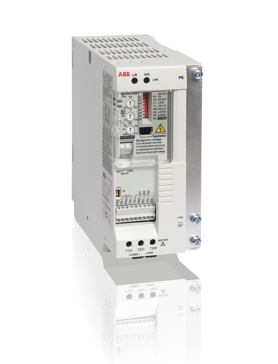 Produktfoto 1 von ABB ACS55, 1-Phasen Frequenzumrichter 0,75 kW, 230 V / 4,3 A 130Hz